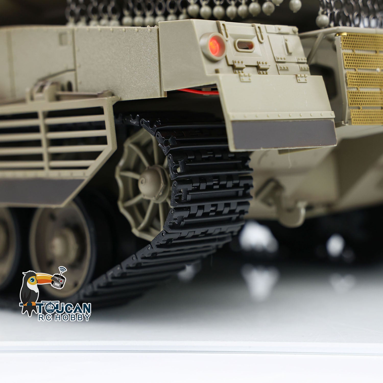 Heng Long 1/16 Scale RC Battle Tank - IDF Merkava MK IV Model 3958 with 360° Rotating Turret & Recoil Barrel | Remote Control Military Tank for Collectors & Hobbyists | Perfect for Battle Simulation & Display