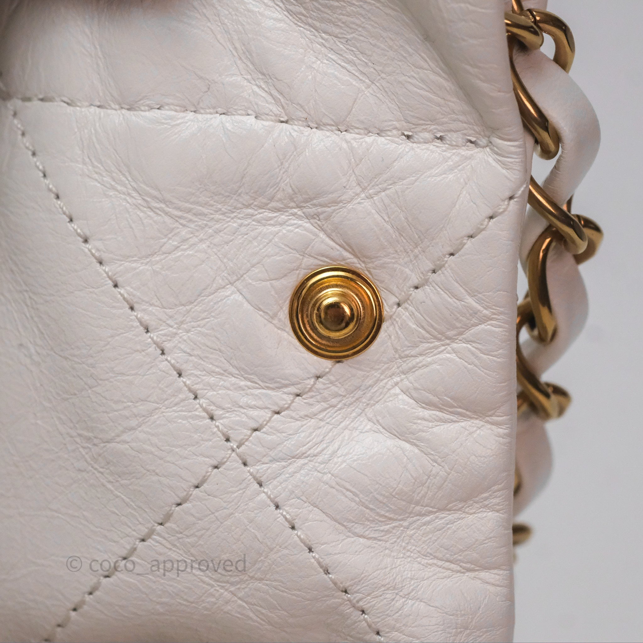 Chanel 22 Small White Shiny Calfskin Bag with Aged Gold Hardware - Luxury Crossbody Purse for Women, Perfect for Date Night & Special Occasions