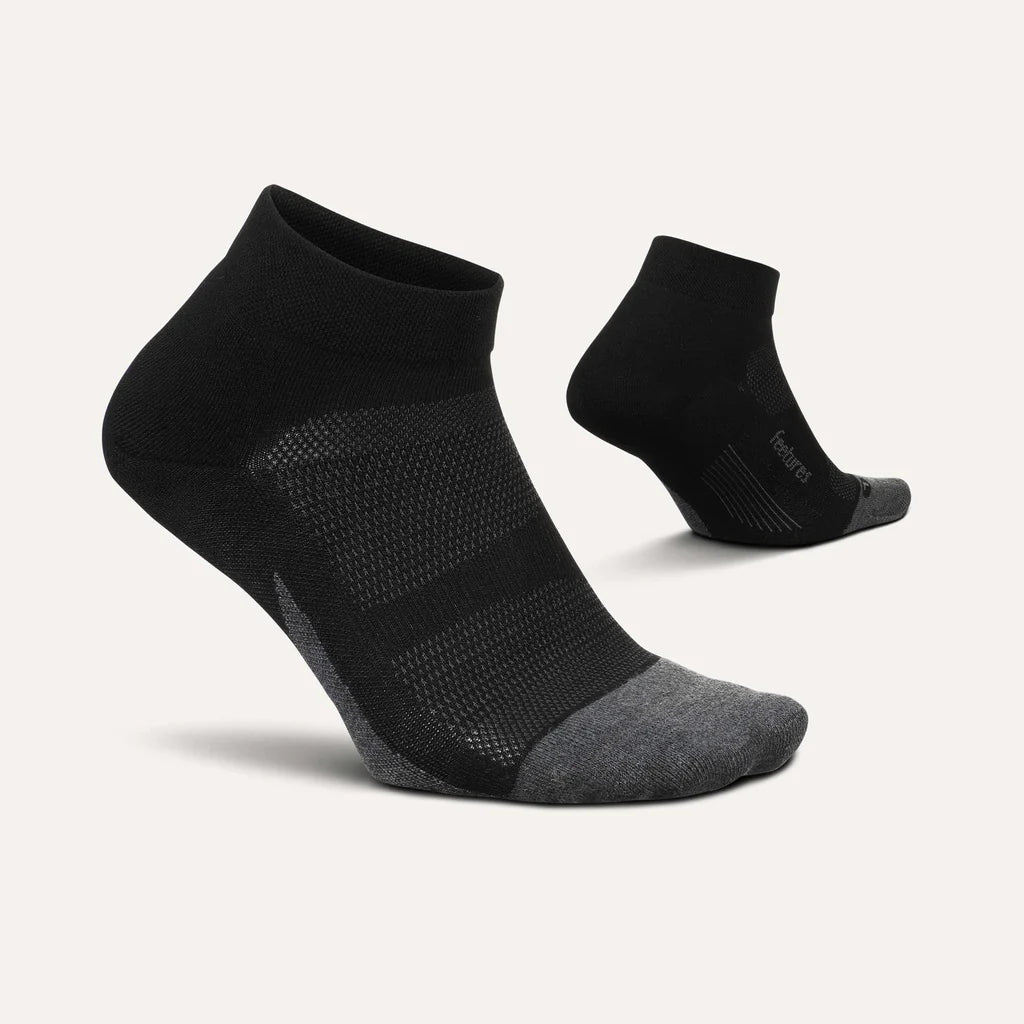 Feetures Elite Max Cushion Low Cut Socks - Ultra Comfortable Running & Hiking Socks for Men & Women - Perfect for Marathon, Trail Running & Outdoor Activities