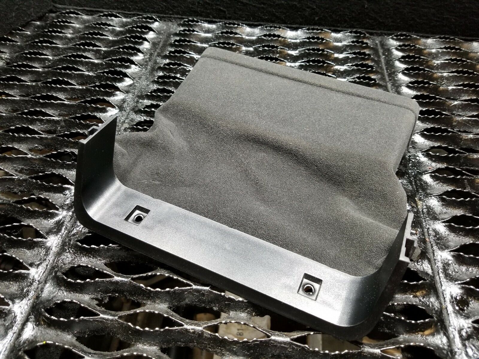 2006-2010 BMW 650i E63 OEM Steering Wheel Column Housing Clamshell Trim Cover - Perfect for Interior Repair & Restoration Projects