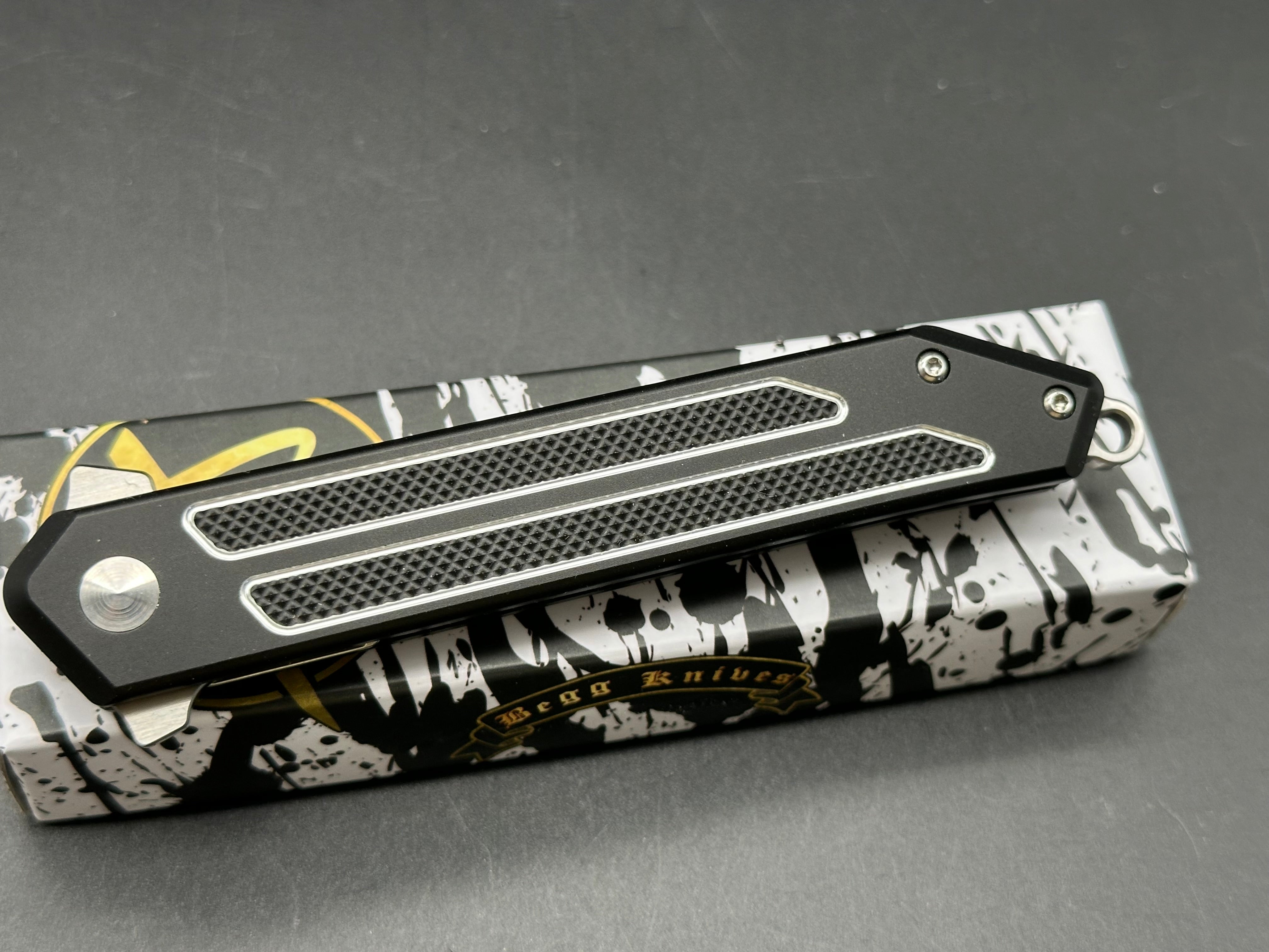 Begg Knives Kwaiken Liner Lock Folding Pocket Knife - 3.5