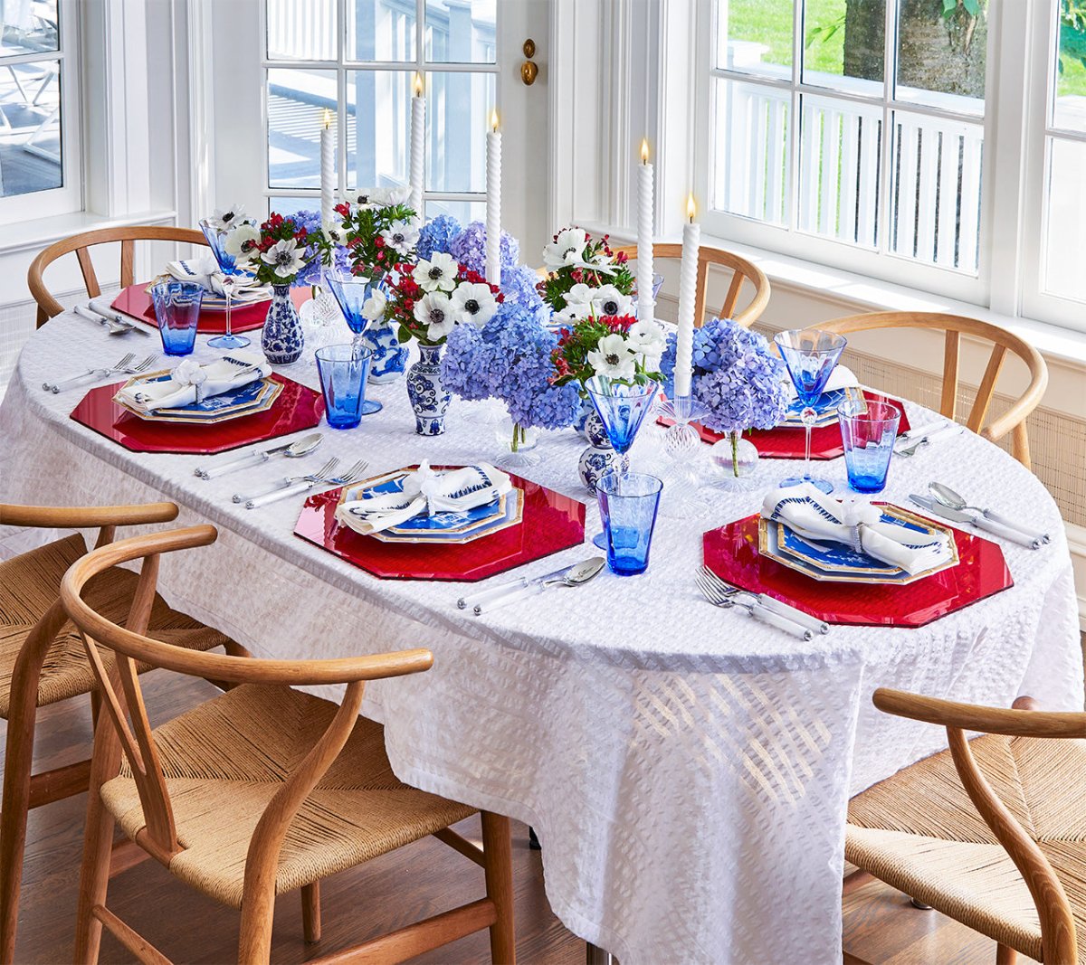 Premium Red Placemats Set of 4 - Non-Slip Heat Resistant Dining Table Mats for Formal Dinner, Kitchen & Holiday Decor - Elegant Gift Box Packaging