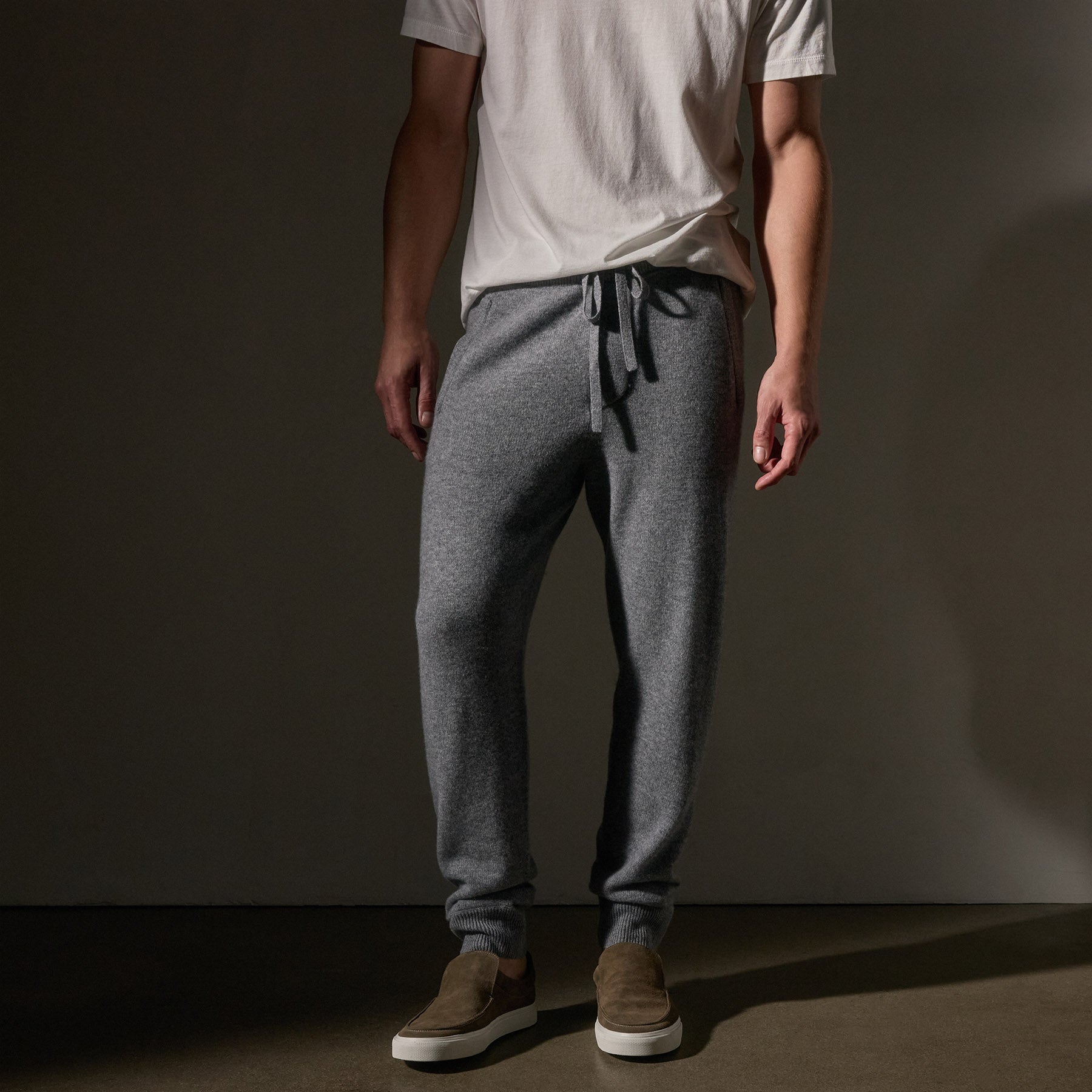 Eco-Friendly Recycled Cashmere Jogger Pants with Pockets - Soft Heather Grey Lounge Pants for Women | Perfect for Yoga, Travel & Cozy Home Wear