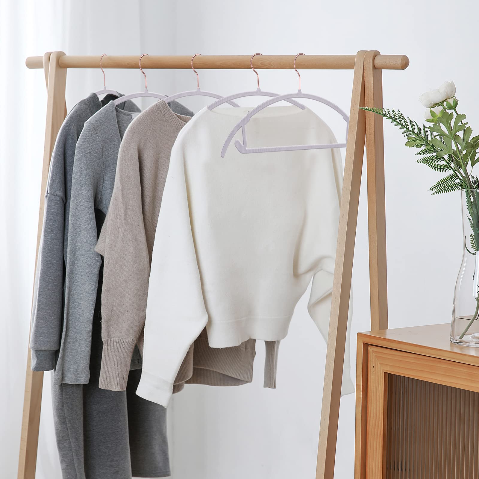 OIKA 50 Pack Rose Gold Plastic Hangers - Heavy Duty Non-Slip Space Saving Suit Hangers with Rounded Edges for Sweaters, Coats, Jackets, Pants, Shirts & Dresses - Grey - Perfect for Closet Organization and Retail Store Display