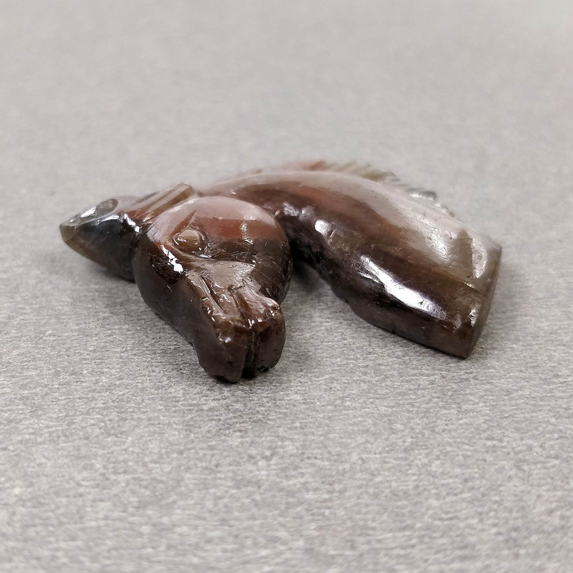 Natural Untreated Golden Brown Chocolate Blue Sapphire Gemstone Carving - 39.10cts Hand Carved Horse (33x24mm) for Jewelry Making, Collectibles & Spiritual Healing