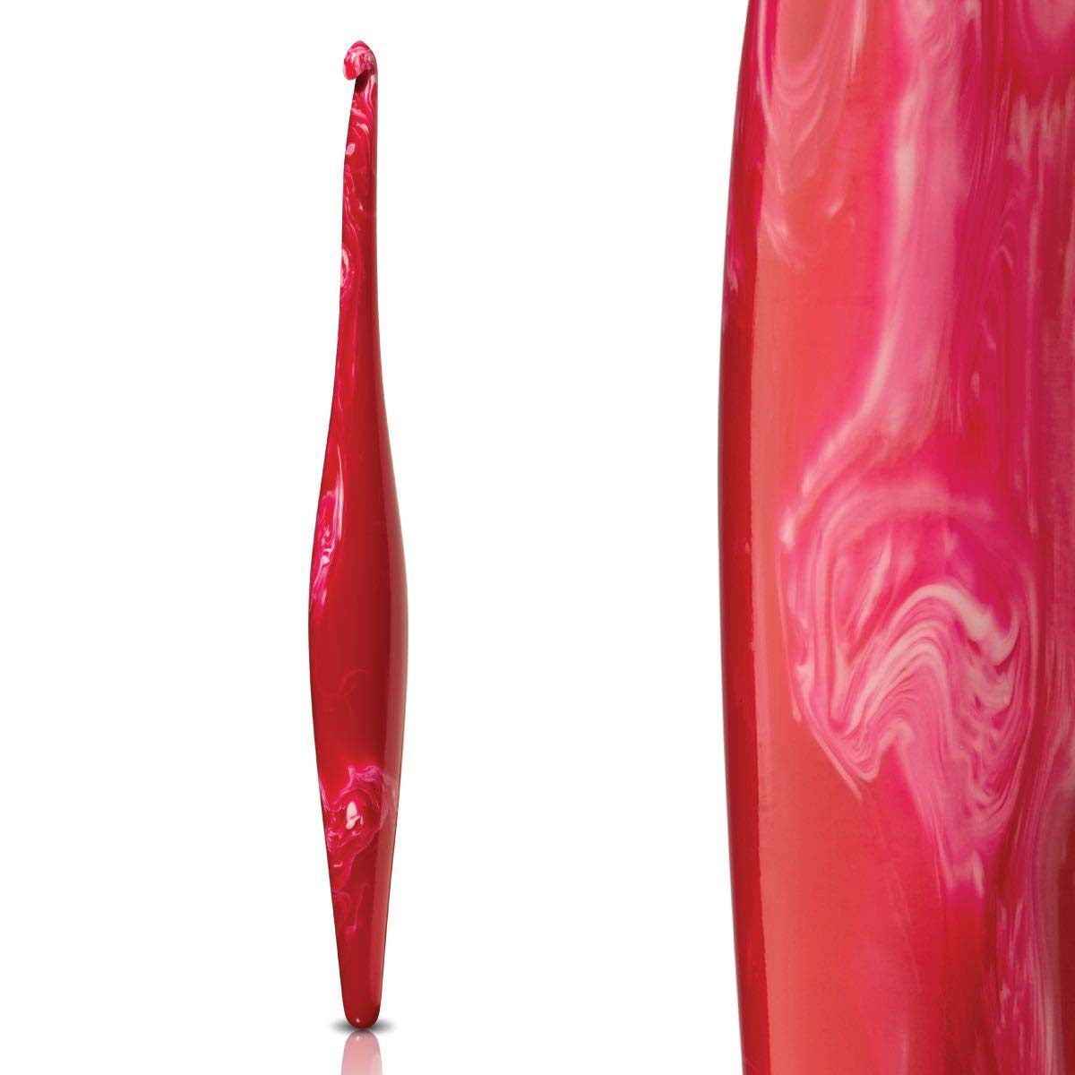 FURLS Streamline Swirl Cherry Wood Crochet Hook - 7