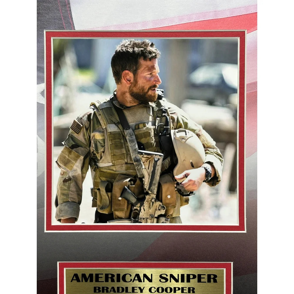 Bradley Cooper Autographed American Sniper Movie Script - Framed Memorabilia with COA & Photo - Perfect for Movie Fans, Collectors & Home Theater Decor