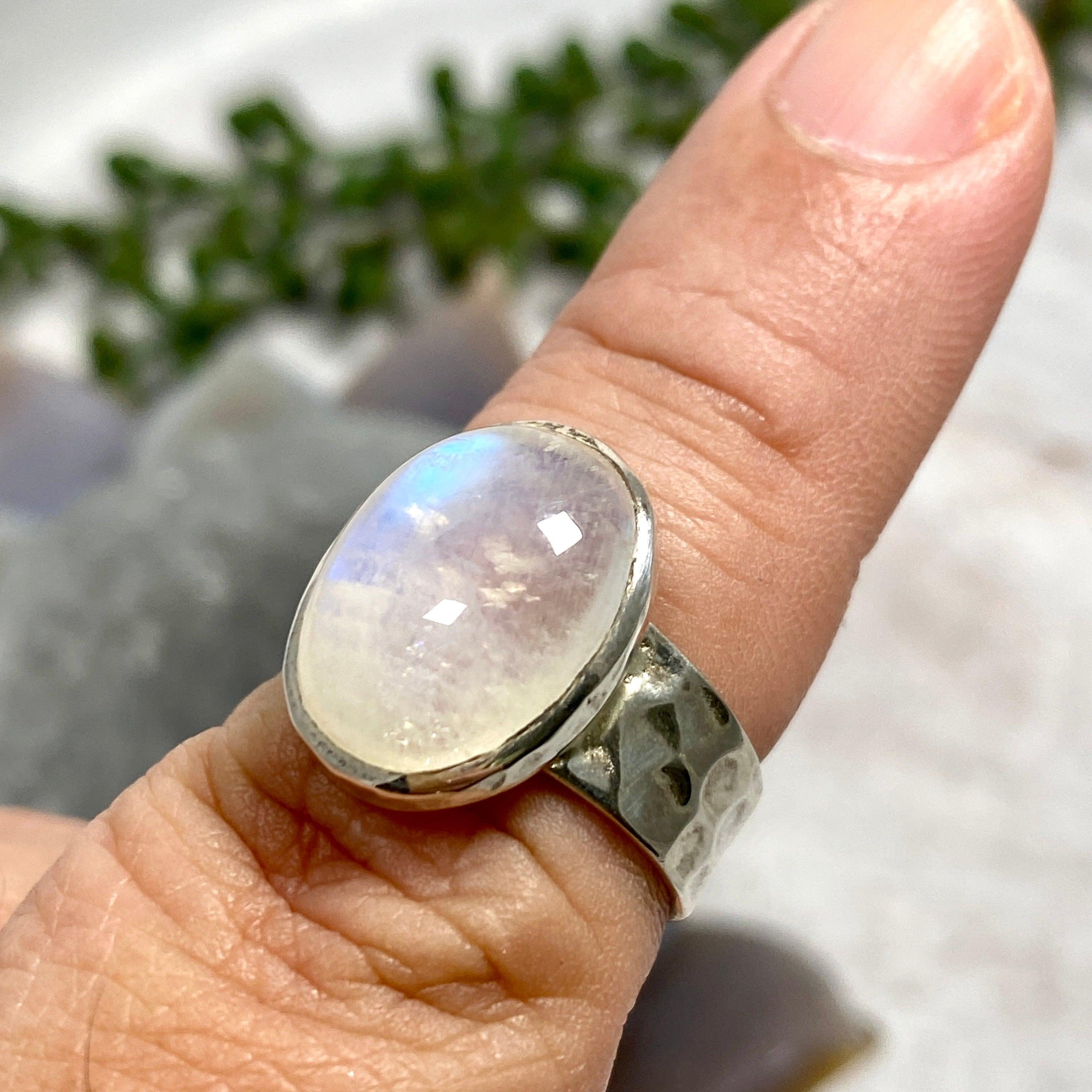Moonstone Oval Beaten Band Ring Size 8 - KRGJ1783 | Elegant Boho Jewelry for Women, Perfect for Weddings, Parties & Everyday Wear