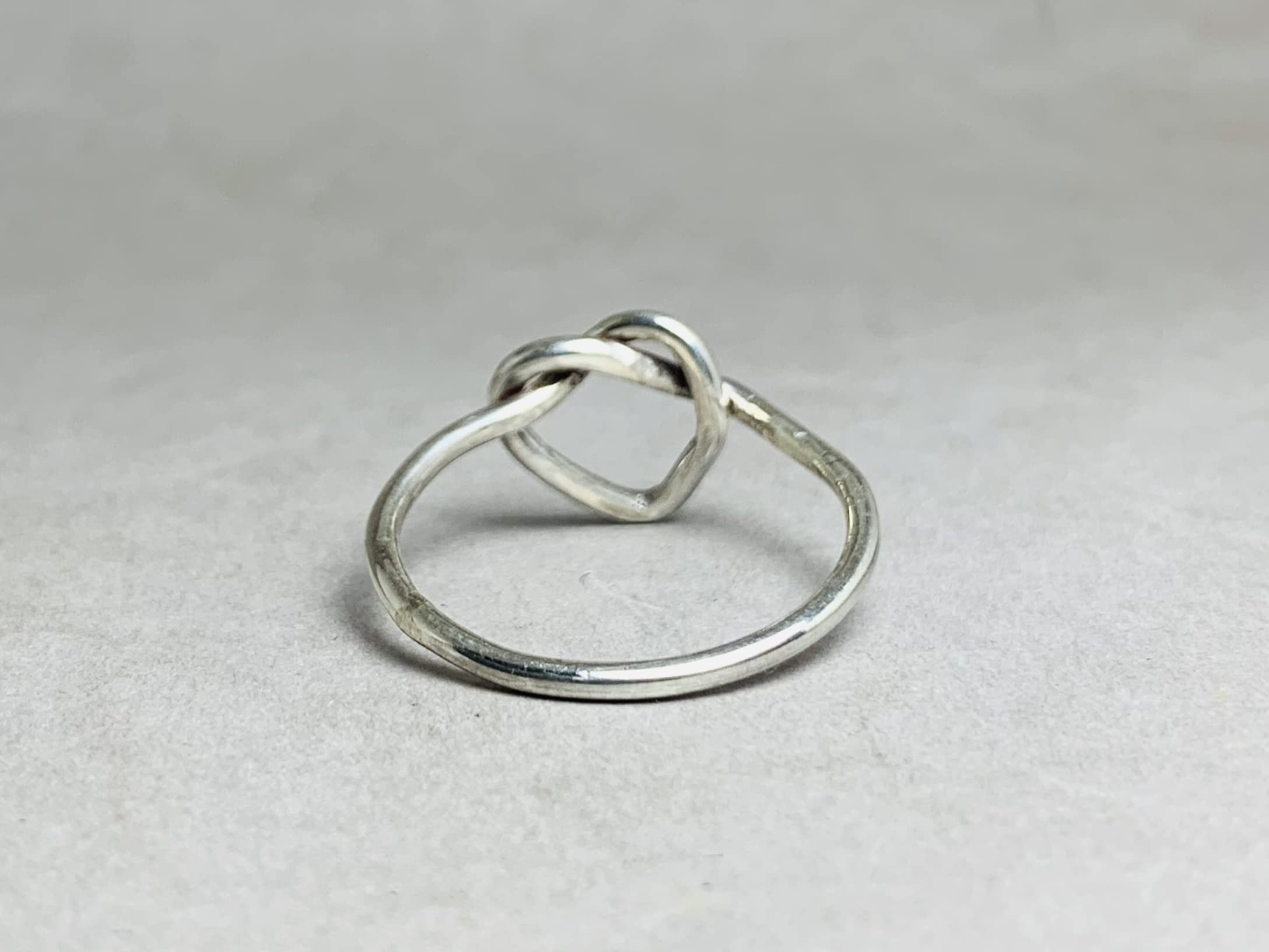 925 Sterling Silver Heart Knot Ring - Minimalist Dainty Infinity Promise Ring for Women, Size 5.5 | Perfect for Everyday Wear, Anniversary Gifts & Romantic Occasions