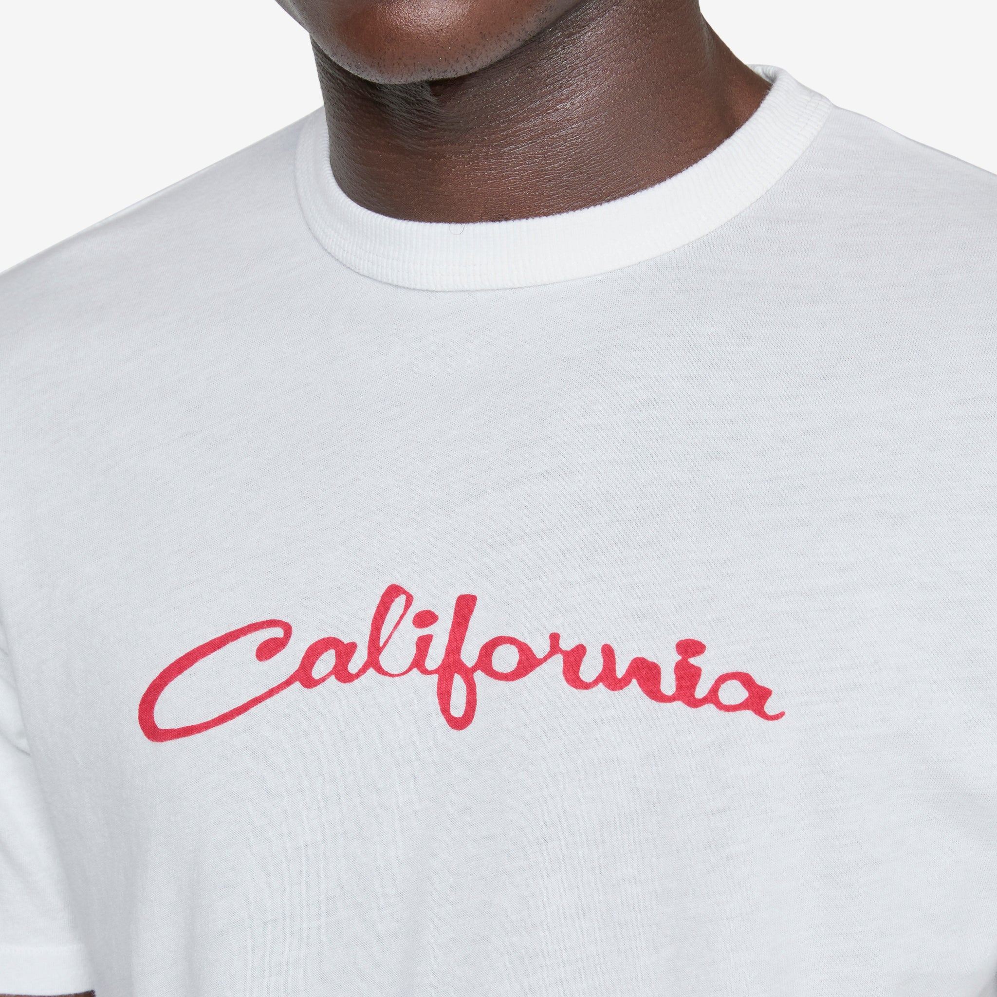 California Signature White T-Shirt - Soft Cotton Tee for Men & Women - Perfect for Casual Wear, Travel & Everyday Outfits