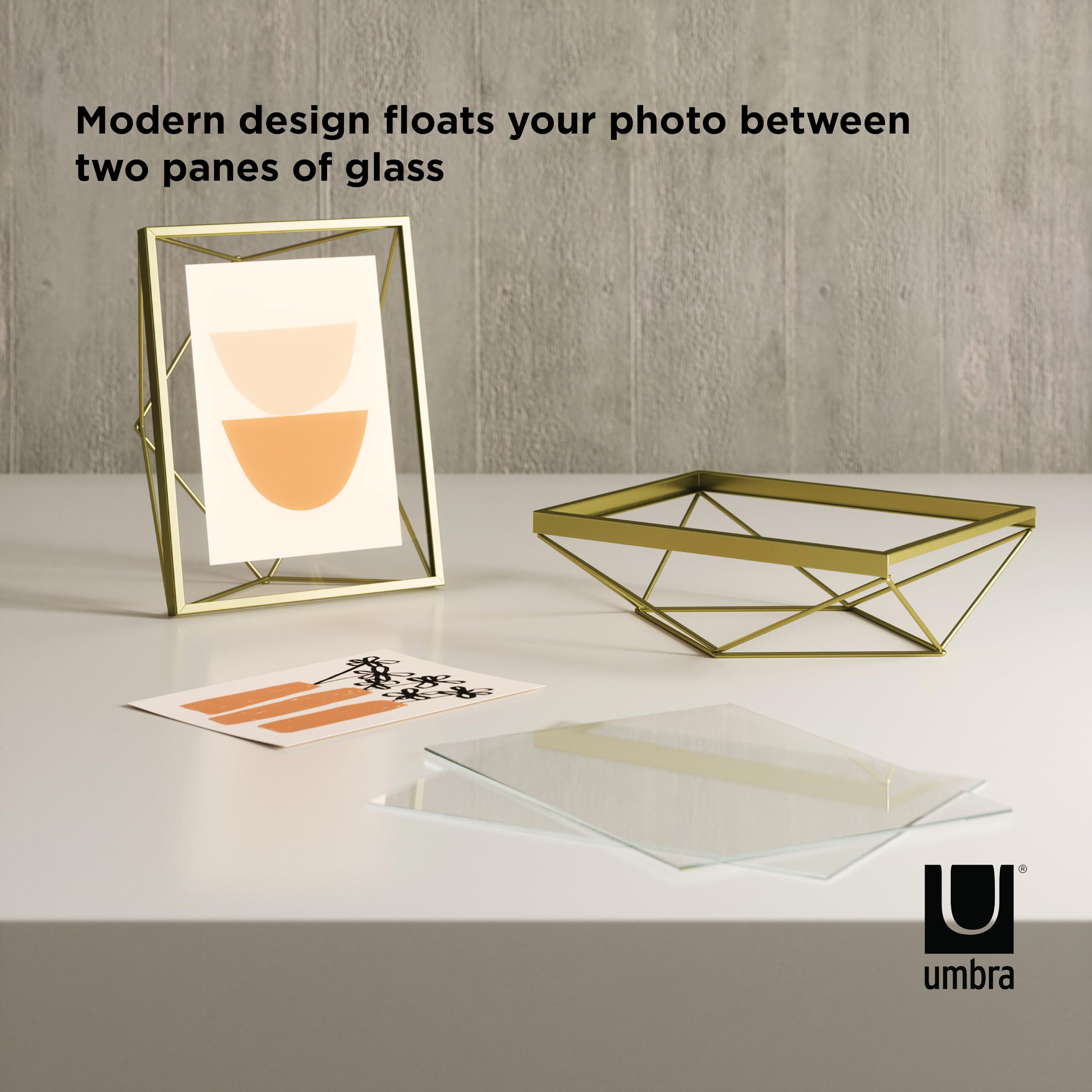 Umbra Prisma 5x7 Picture Frame - Elegant Brass Metal Photo Display for Desk or Wall - Perfect for Home Office Decor, Wedding Photos & Gift Giving