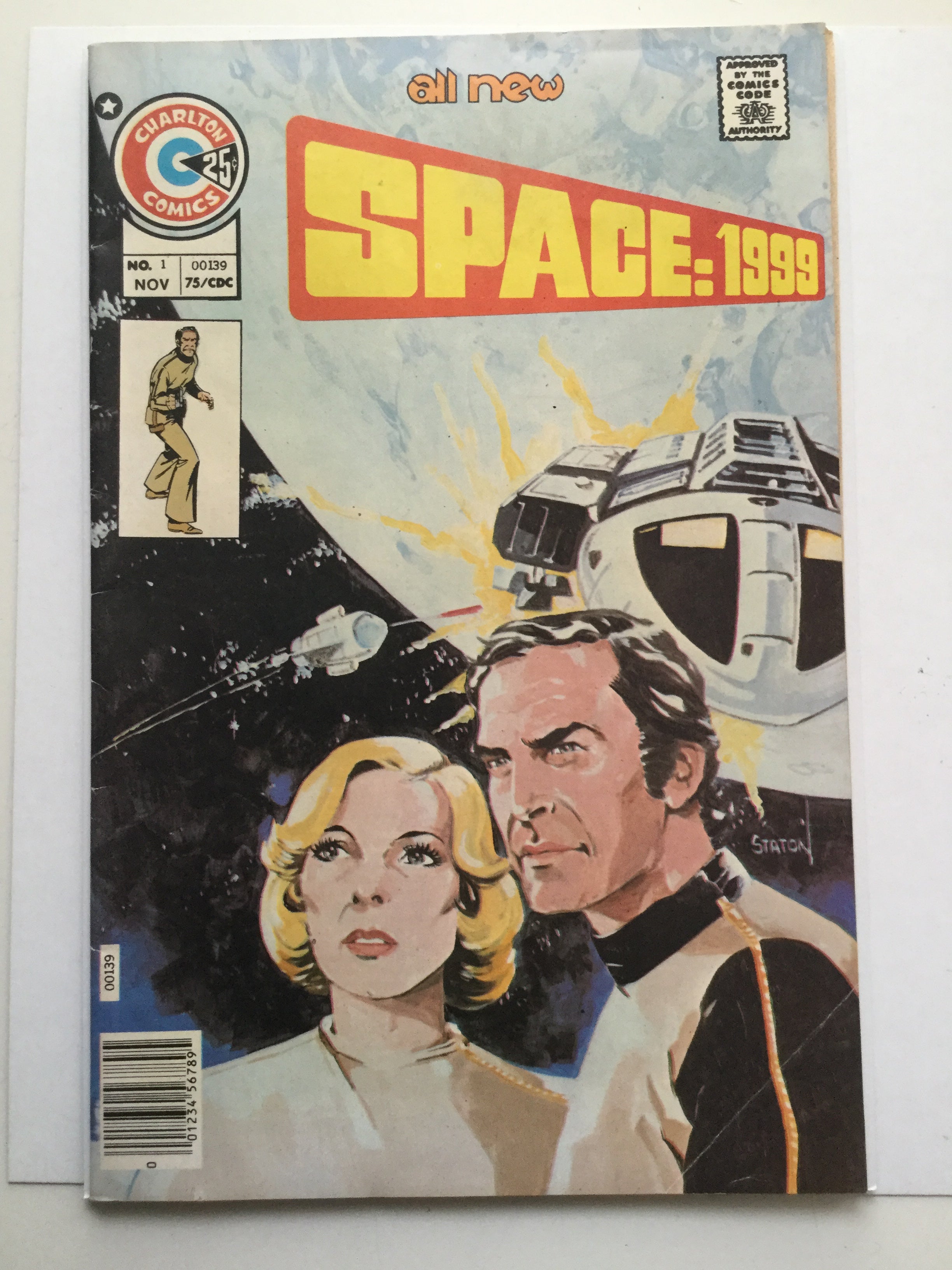Space 1999 Rare #1 Vintage Comic Book - Collectible Sci-Fi Series for Fans & Investors | Perfect for Display, Gifts & Collections