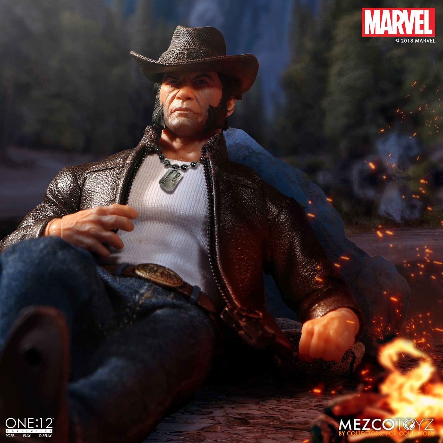Mezco Toyz One:12 Collective Marvel Comics Logan Wolverine 1/12 Scale 6