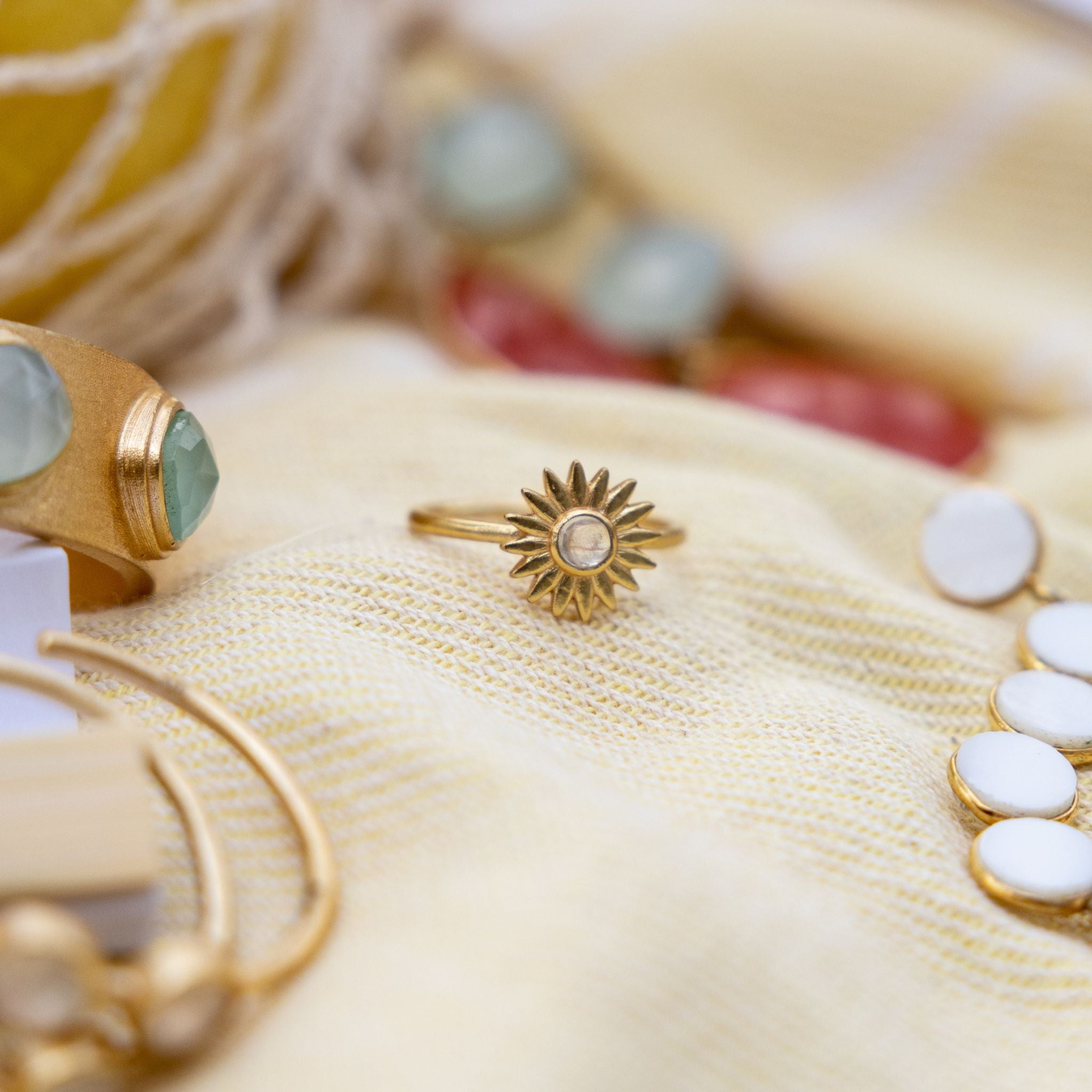 Anemone's Charm Ring - Elegant Floral Jewelry for Women, Dainty Silver or Gold Band, Perfect for Gifts, Weddings, and Everyday Wear