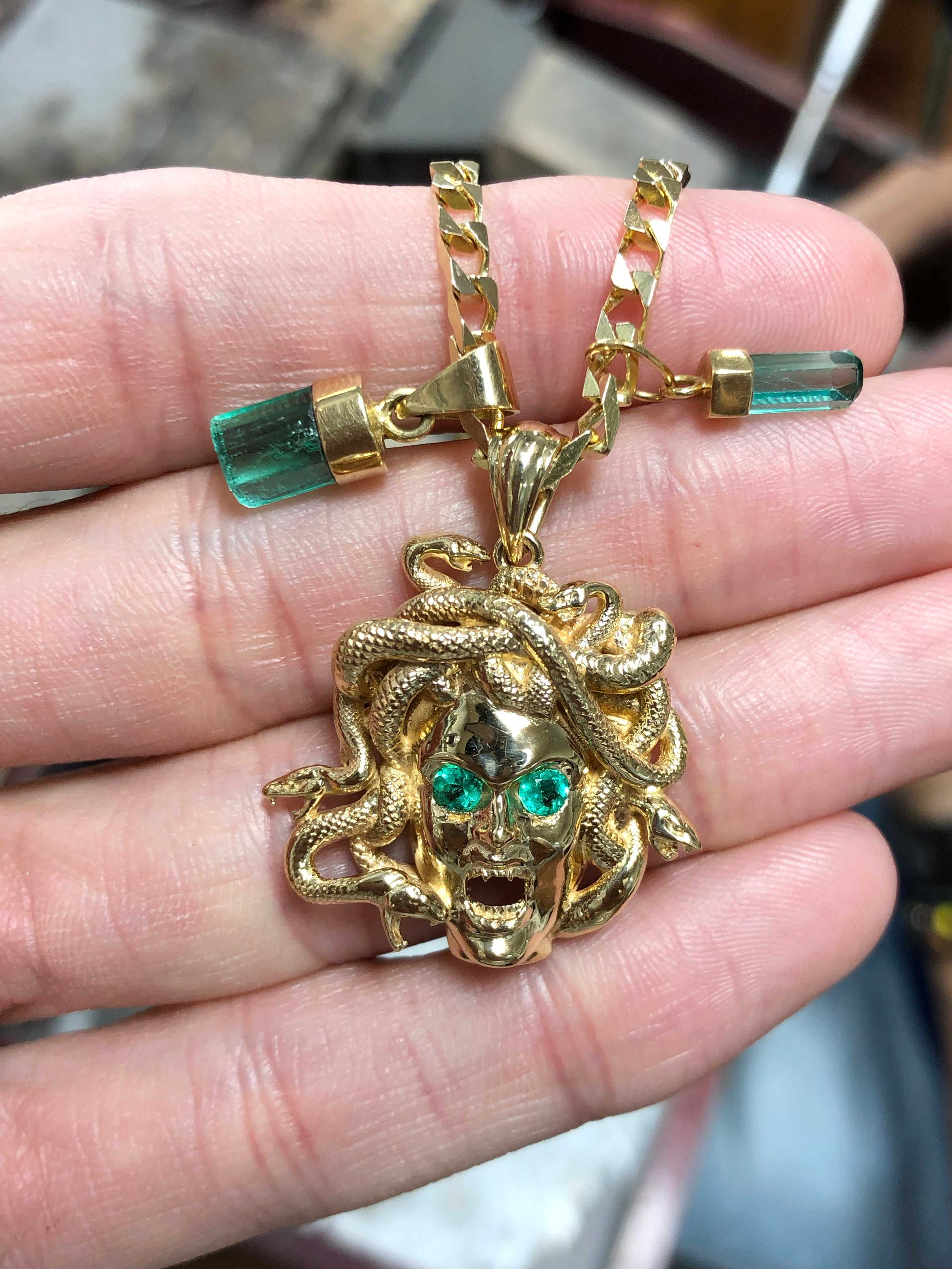 14K Solid Gold Emerald Medusa Head Pendant Necklace for Women - Elegant Greek Mythology Jewelry Gift for Birthday, Anniversary & Special Occasions