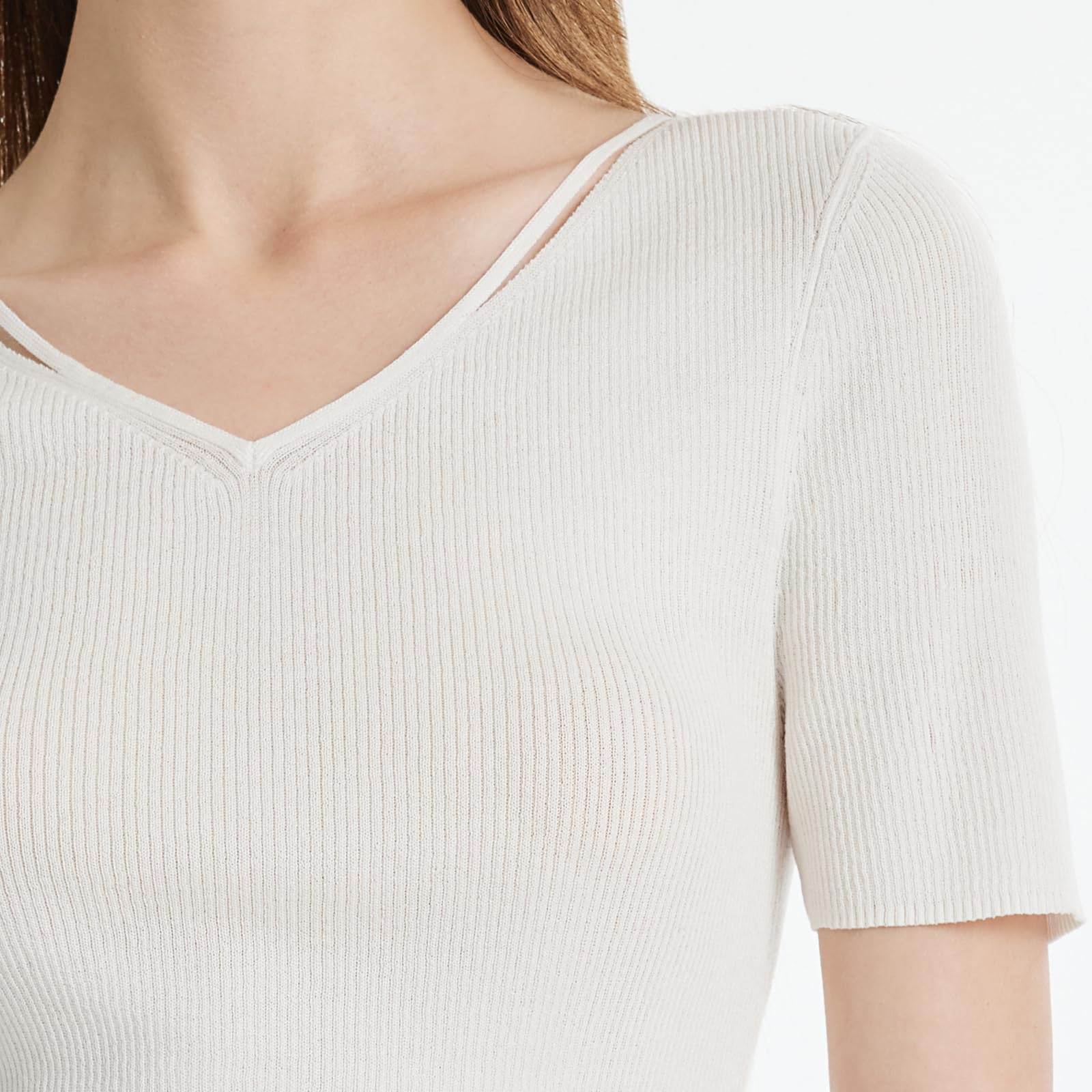 Women's Summer Short Sleeve V-Neck T-Shirts & Casual Crop Blouses with Detachable 3D Flower - Breathable Basic Tops for Everyday Wear, Office, Dating & Vacation