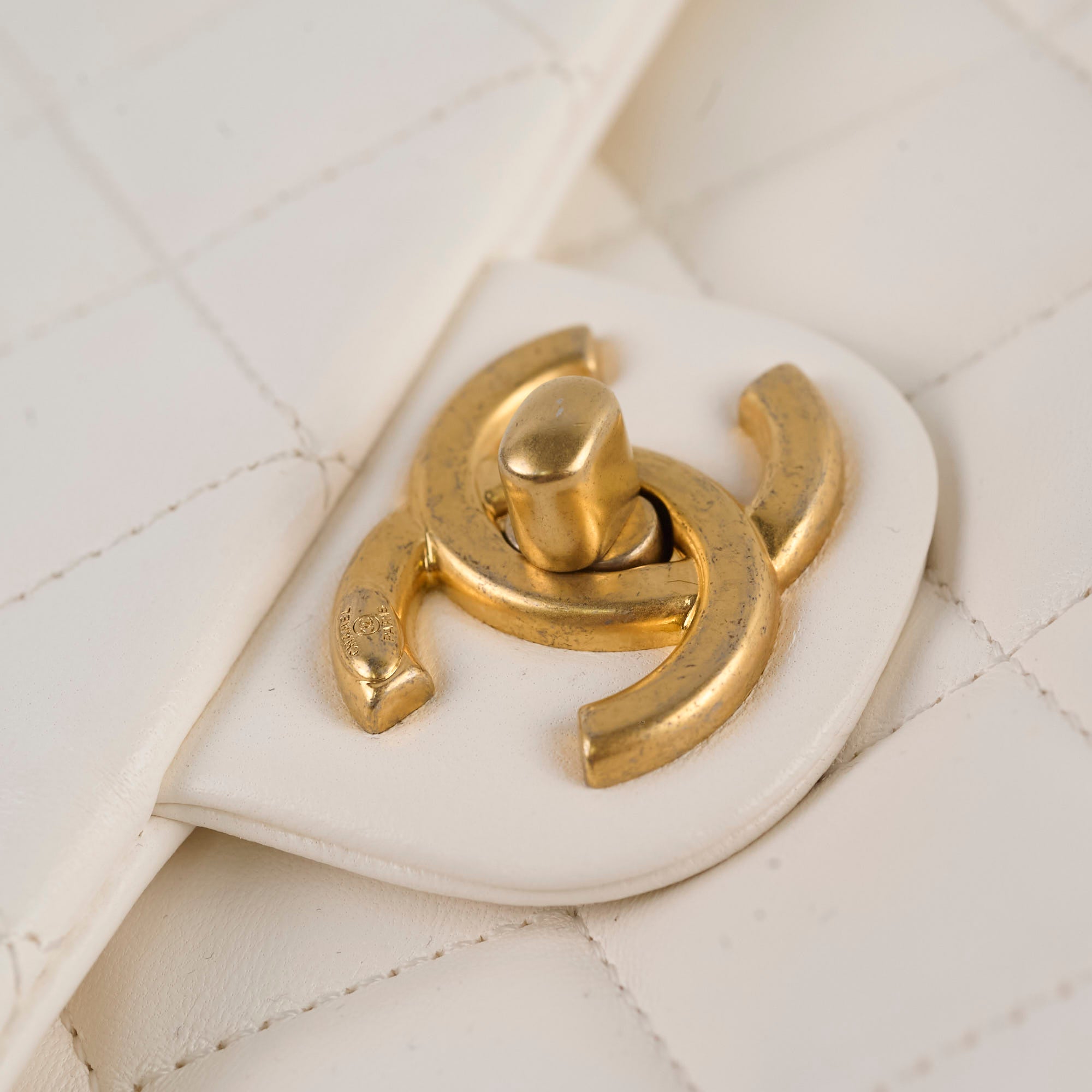 Chanel Square Seasonal Pearl Flap Bag in White Lambskin Leather with Microchip - Luxury Designer Handbag for Women, Perfect for Parties, Weddings & Special Occasions