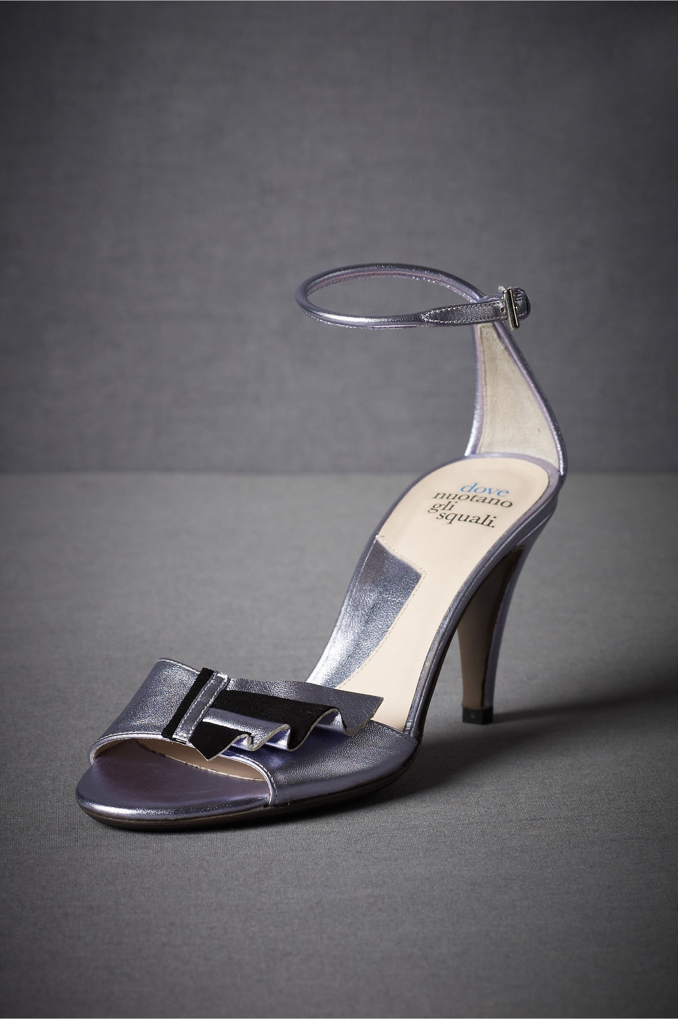 Stylish Folding Fan Peep Toe Sandals for Women - Perfect for Summer Outfits, Beach Vacations & Casual Wear