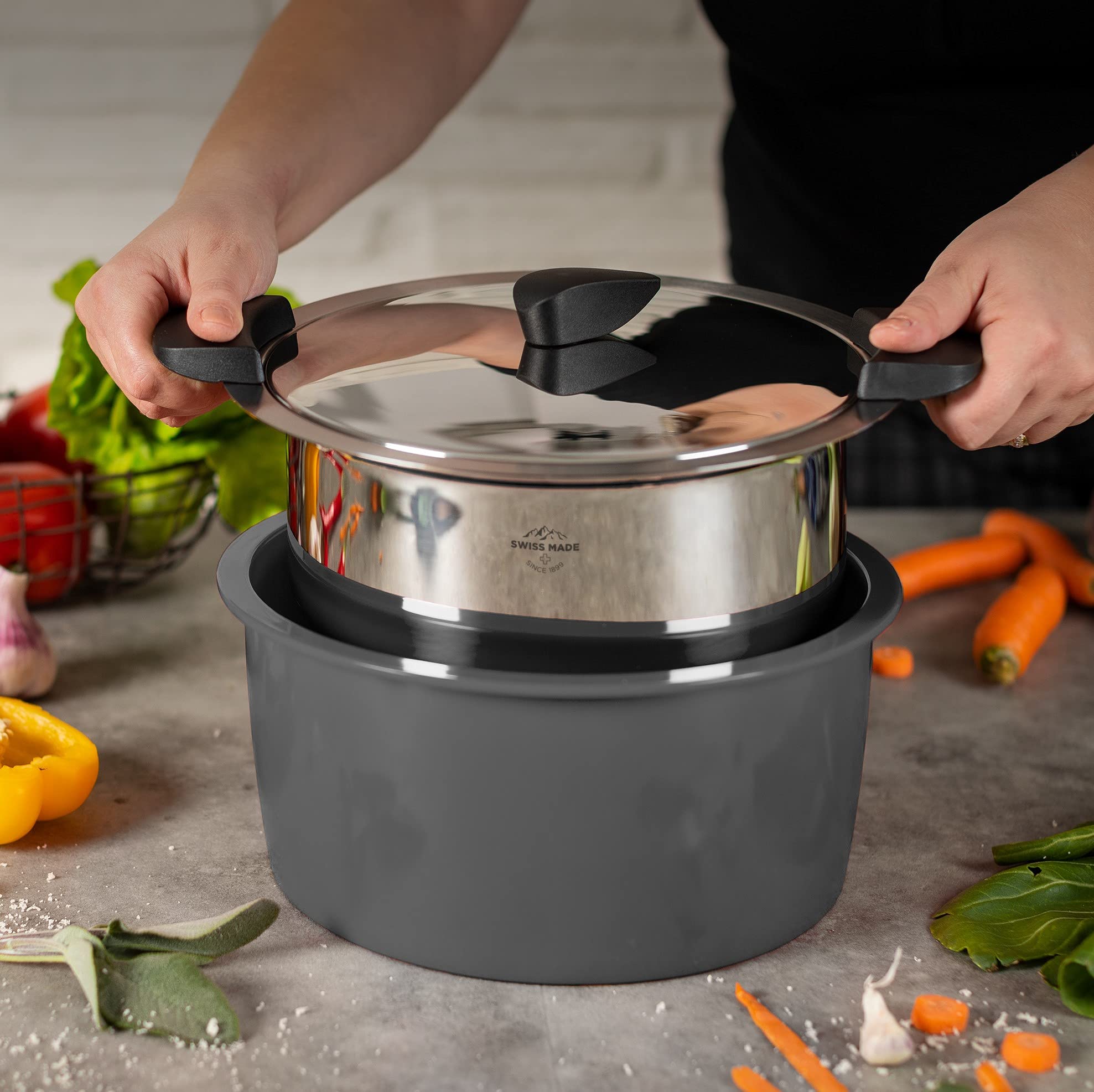 KUHN RIKON 2-Liter/18 cm Stainless Steel Hotpan Serving Casserole Pot - Grey | Perfect for Oven-to-Table Meals, Soups & Stews