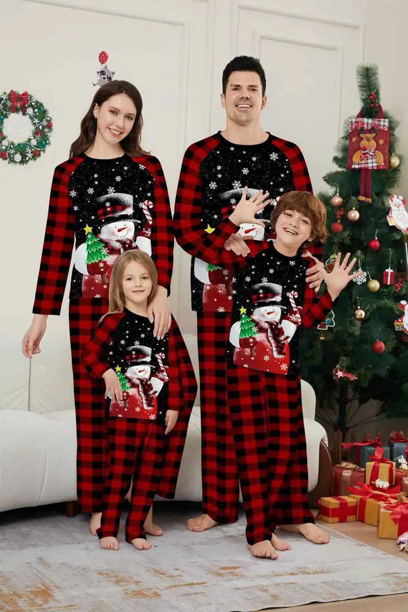 Snowman Christmas Matching Family Pajamas Set - Cozy Holiday PJS for Family Photos & Festive Gatherings