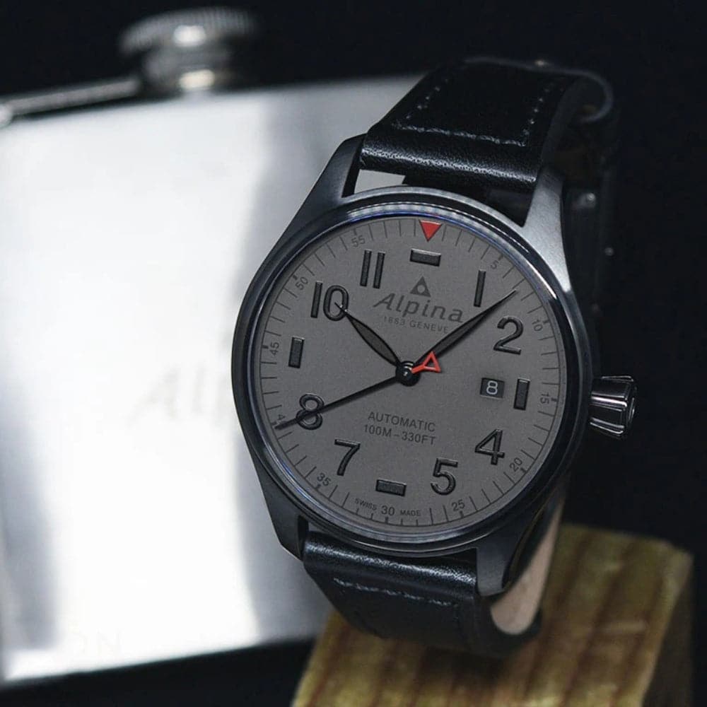 ALPINA STARTIMER PILOT Automatic Shadow Line Men's Watch AL 525GG4FBS6 - Luxury Aviator Timepiece for Business & Travel | Perfect for Professionals & Watch Collectors