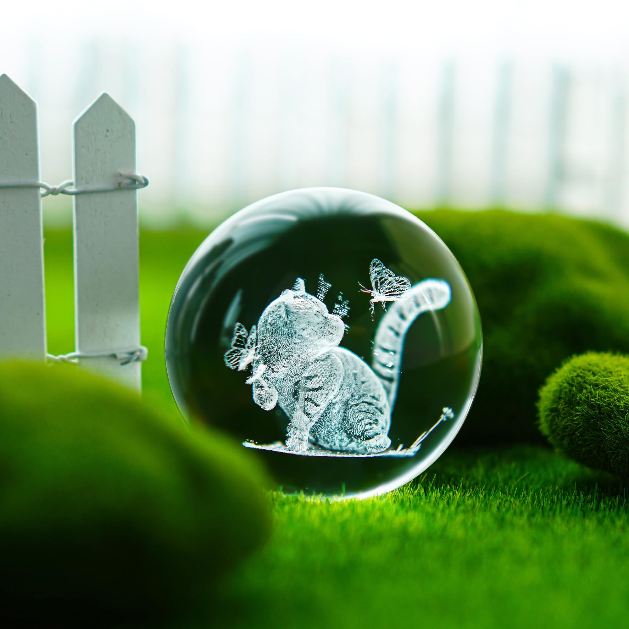 3D Crystal Cat Ball with Laser Engraved Butterflies - Glass Paperweight with Stand - Unique Home Decor & Gift for Cat Lovers - Perfect for Desk Decor, Feng Shui, and Cat-Themed Party Favors