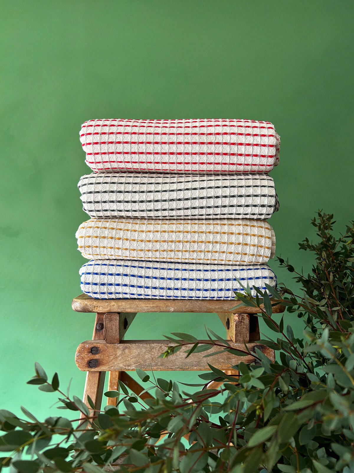 Premium Milos Check Hammam Towel - Soft 100% Cotton Turkish Bath Towel in Blue - Perfect for Spa, Beach, Yoga & Home Decor