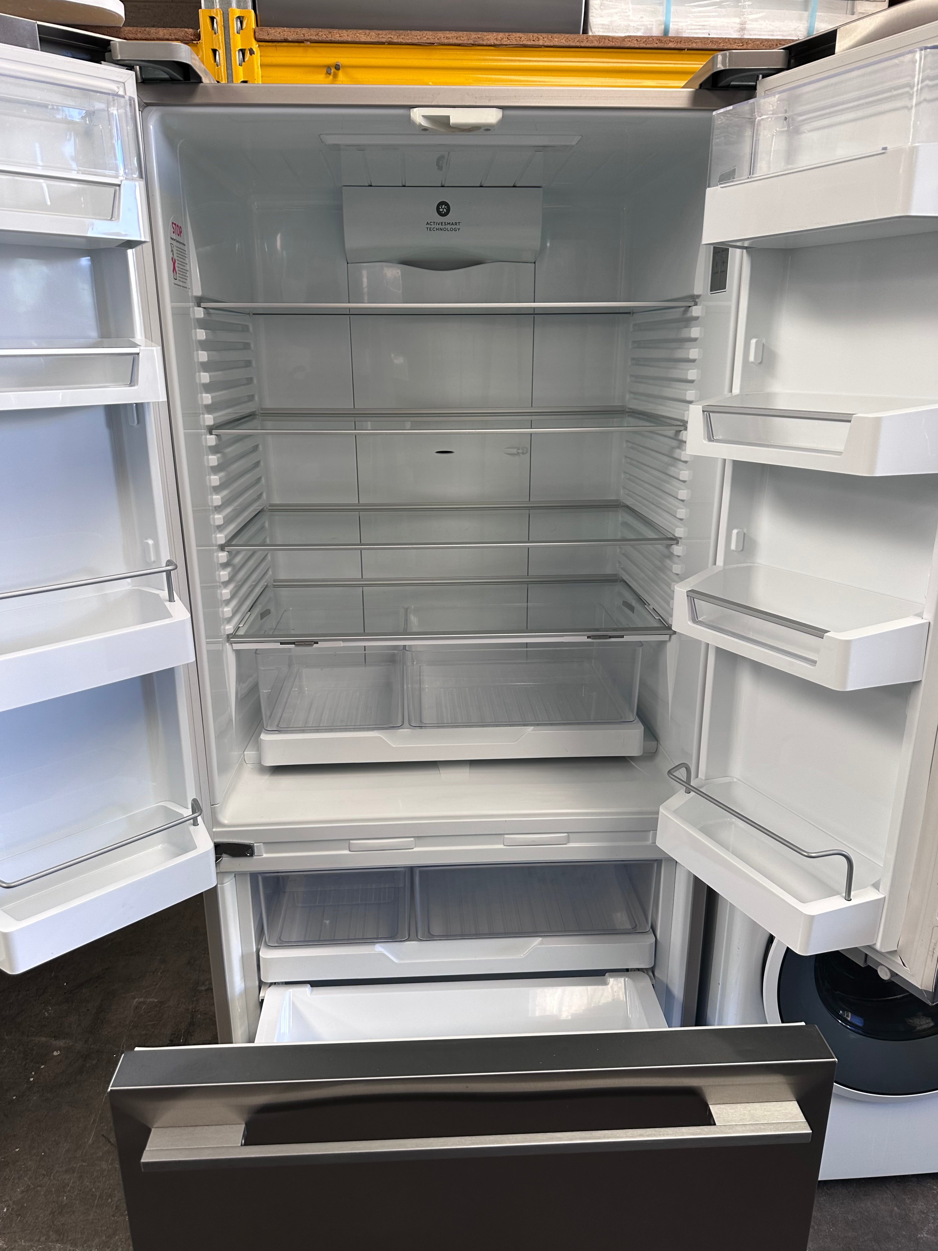 Fisher & Paykel 519L Stainless Steel French Door Refrigerator - Energy Efficient & Spacious [Certified Refurbished] for Modern Kitchens & Open-Plan Living Spaces