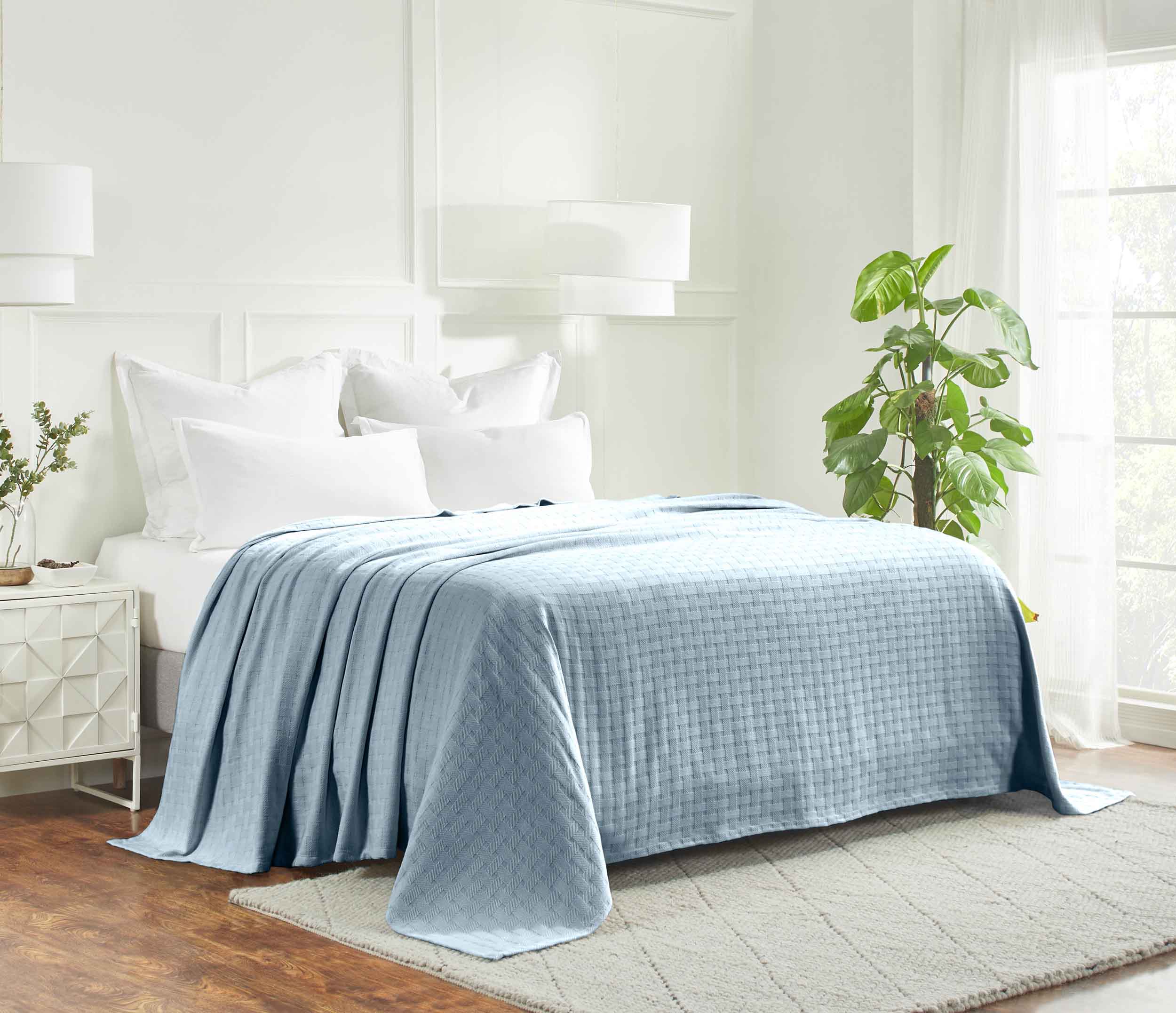 Soft Basketweave All-Season Cotton Bed Blanket & Sofa Throw - Lightweight Breathable Blanket for Bedroom, Living Room, Travel and Outdoor Use