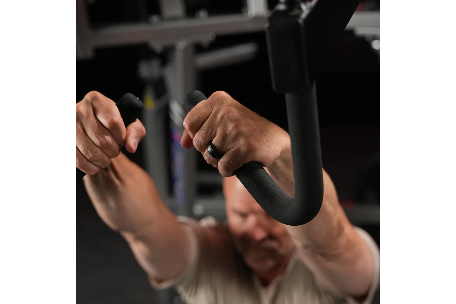 Hammer Strength Iso Lateral High Row Machine - Commercial Gym Equipment for Back Workouts & Strength Training | Perfect for Home Gyms & Fitness Centers