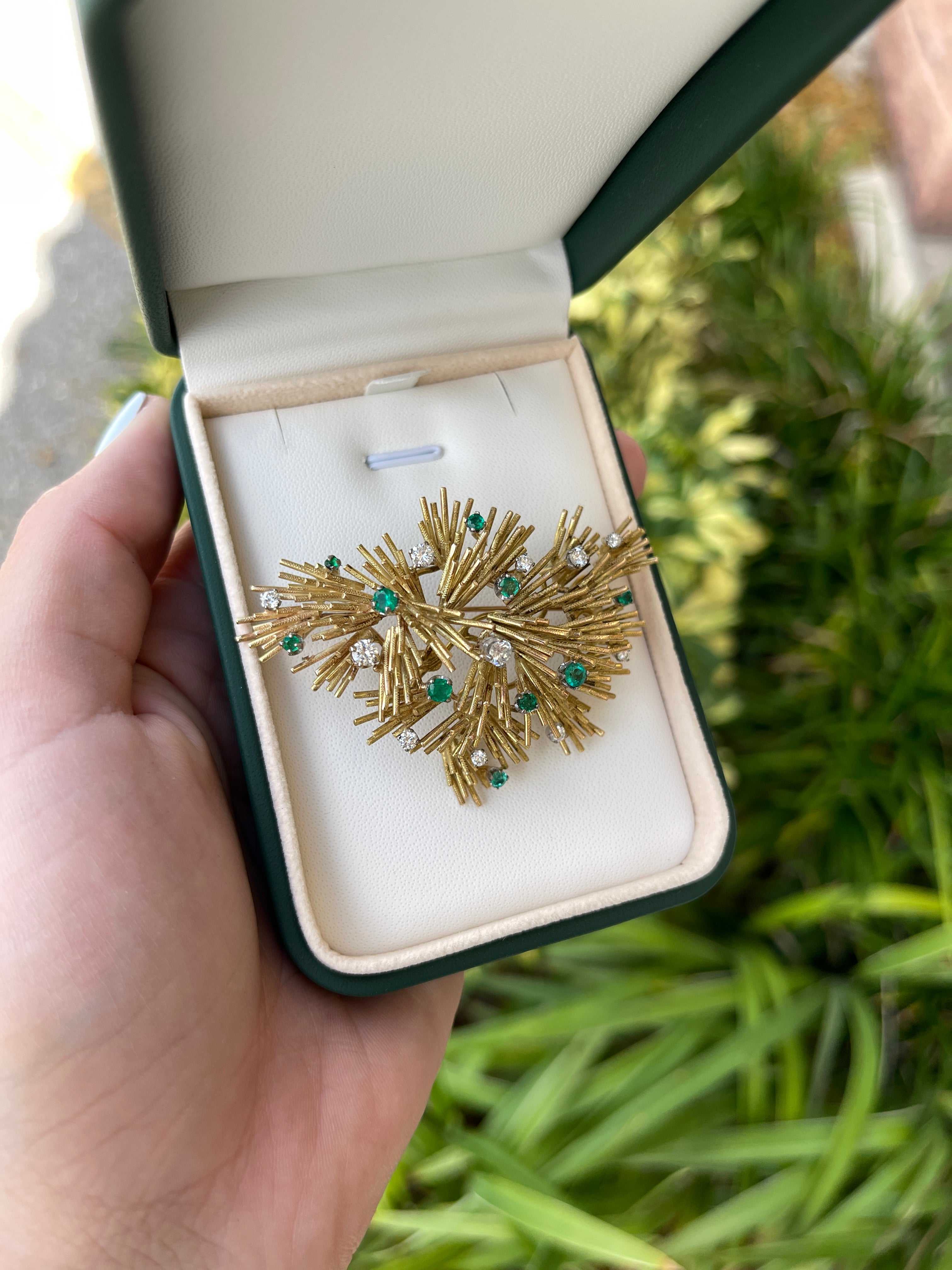 2.05 Carat Total Weight (TCW) Colombian Emerald & Diamond 18K Gold Sea Urchin Brooch Pin - Elegant Jewelry for Women, Perfect for Weddings, Parties & Special Occasions