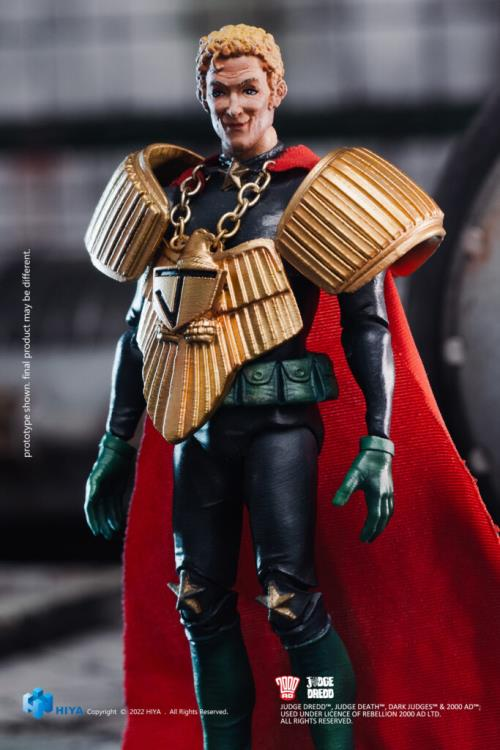 1/18 Scale HIYA 4-Inch Action Figure - Exquisite Mini Series Judge Dredd Chief Judge Caligula Collectible Toy for Display & Action Scenes - Perfect for Collectors, Dioramas, and Comic Book Fans