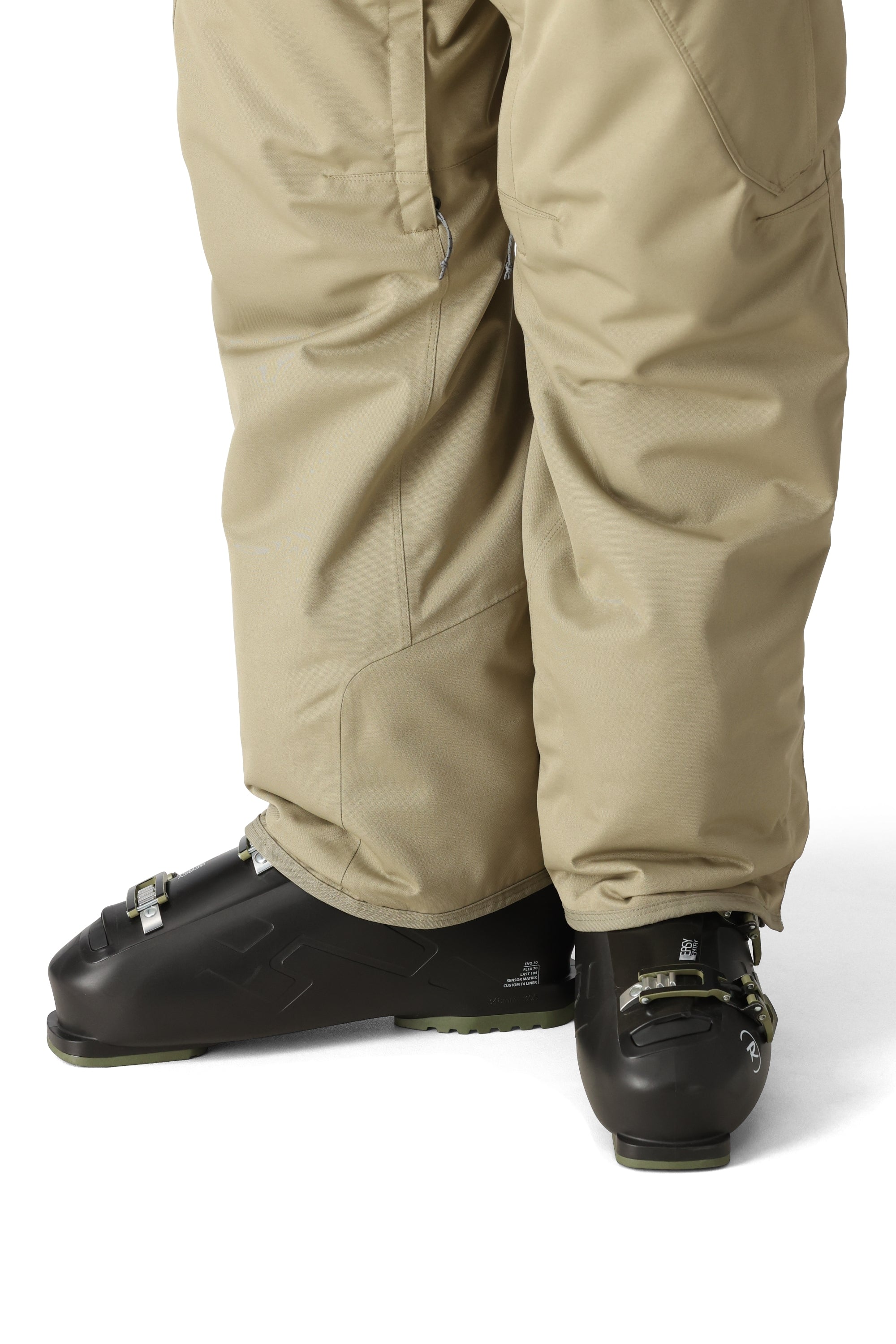 686 Men's Infinity Insulated Cargo Pants for Winter 2025 - Waterproof Snow Pants with Multiple Pockets for Skiing, Hiking & Outdoor Activities