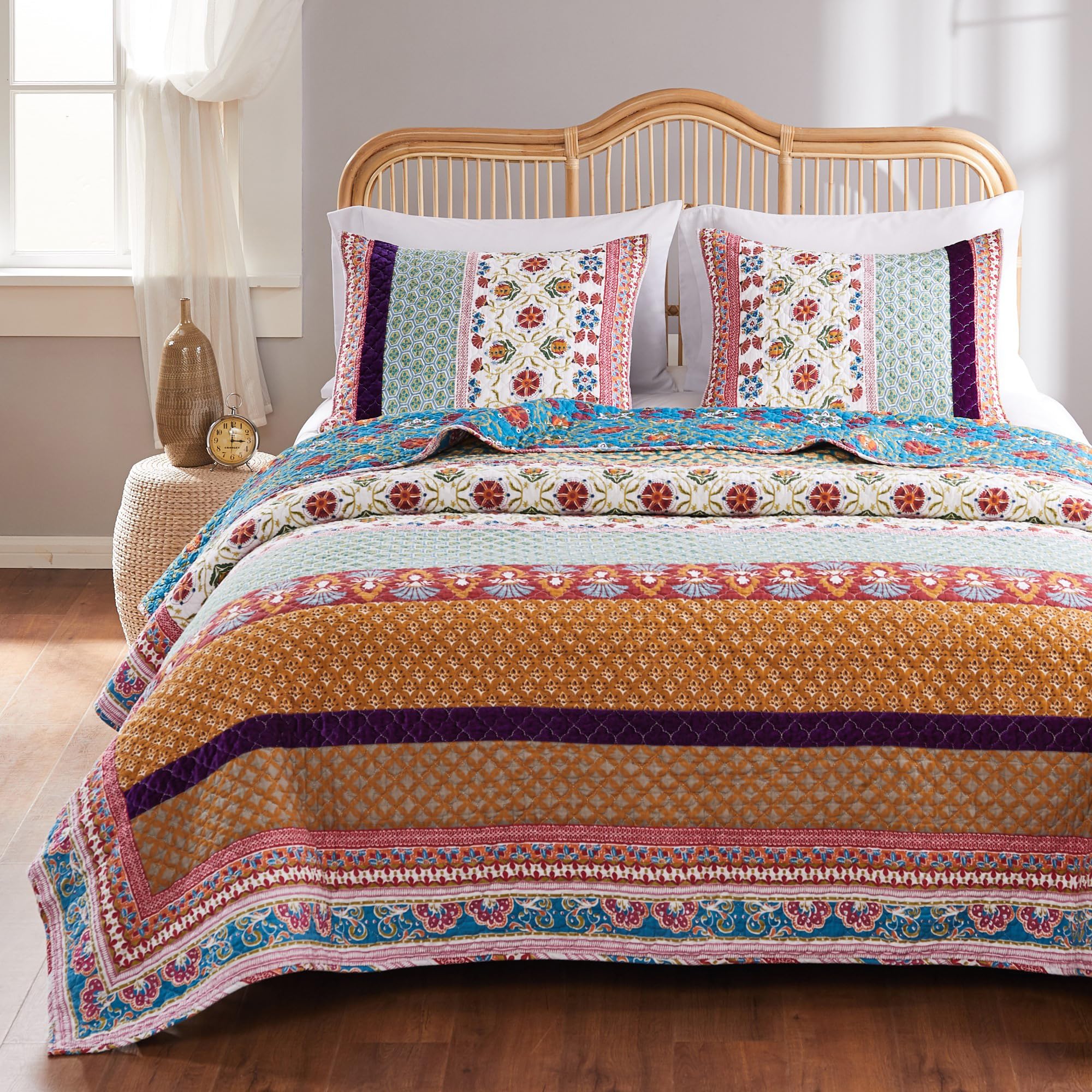 Greenland Home Thalia Quilted Bedding Set - 3-Piece Full/Queen Size Comforter Set in Tango Red | Soft Microfiber Bedspread for Cozy Bedroom Decor | Perfect for Master Bedroom, Guest Room & Dorm