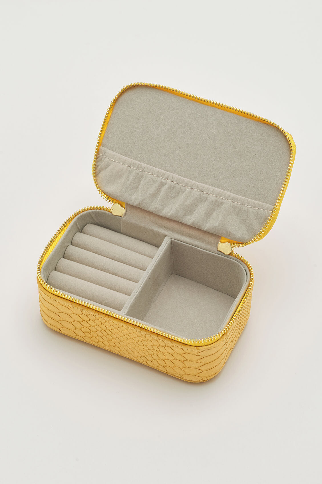 Elegant Mini Jewelry Box for Rings, Necklaces & Earrings - Perfect for Travel, Gifts & Home Storage