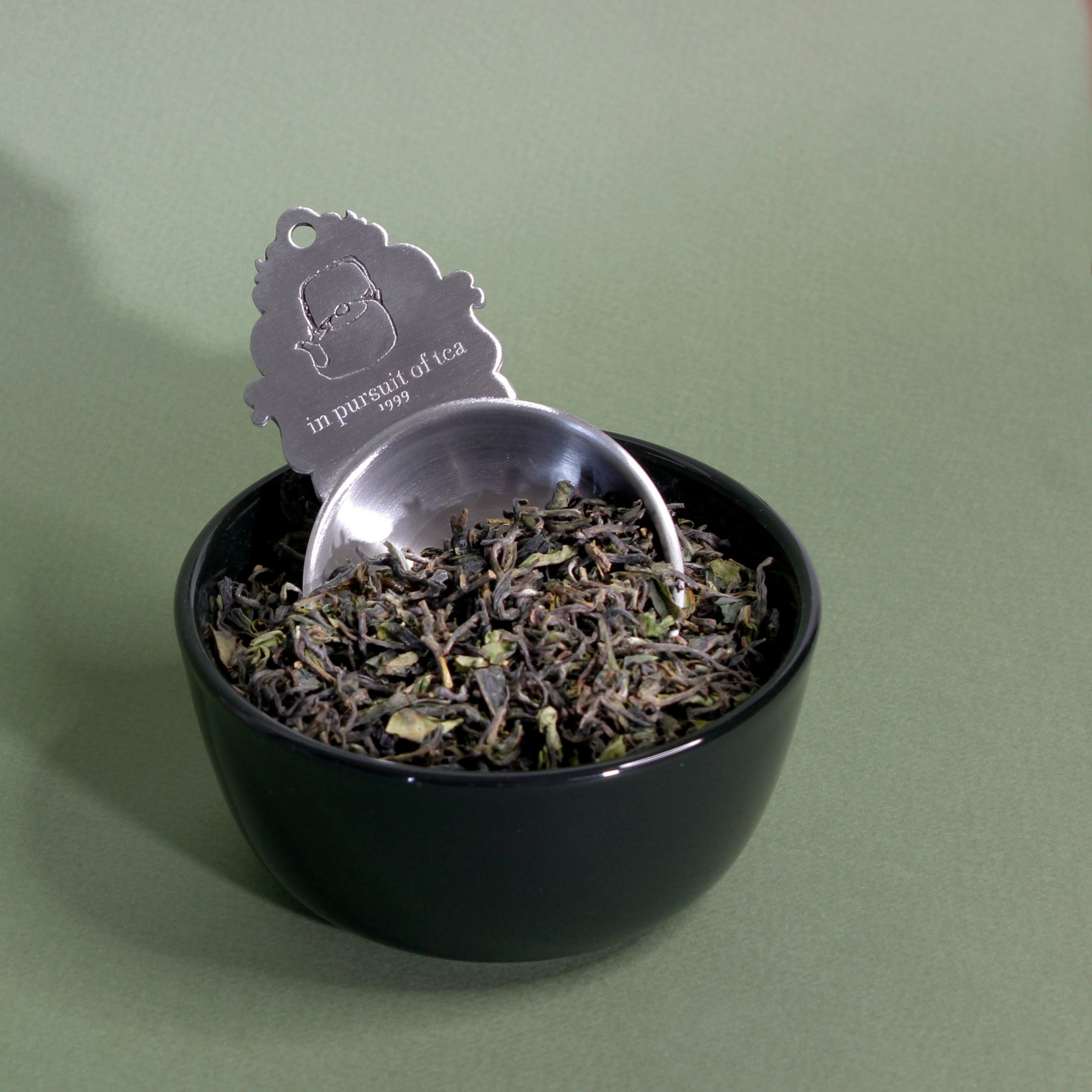Handcrafted Pewter Tea Scoop - Perfect for Loose Leaf Tea Measuring & Serving - Ideal for Tea Lovers, Home Brewing & Gift Giving