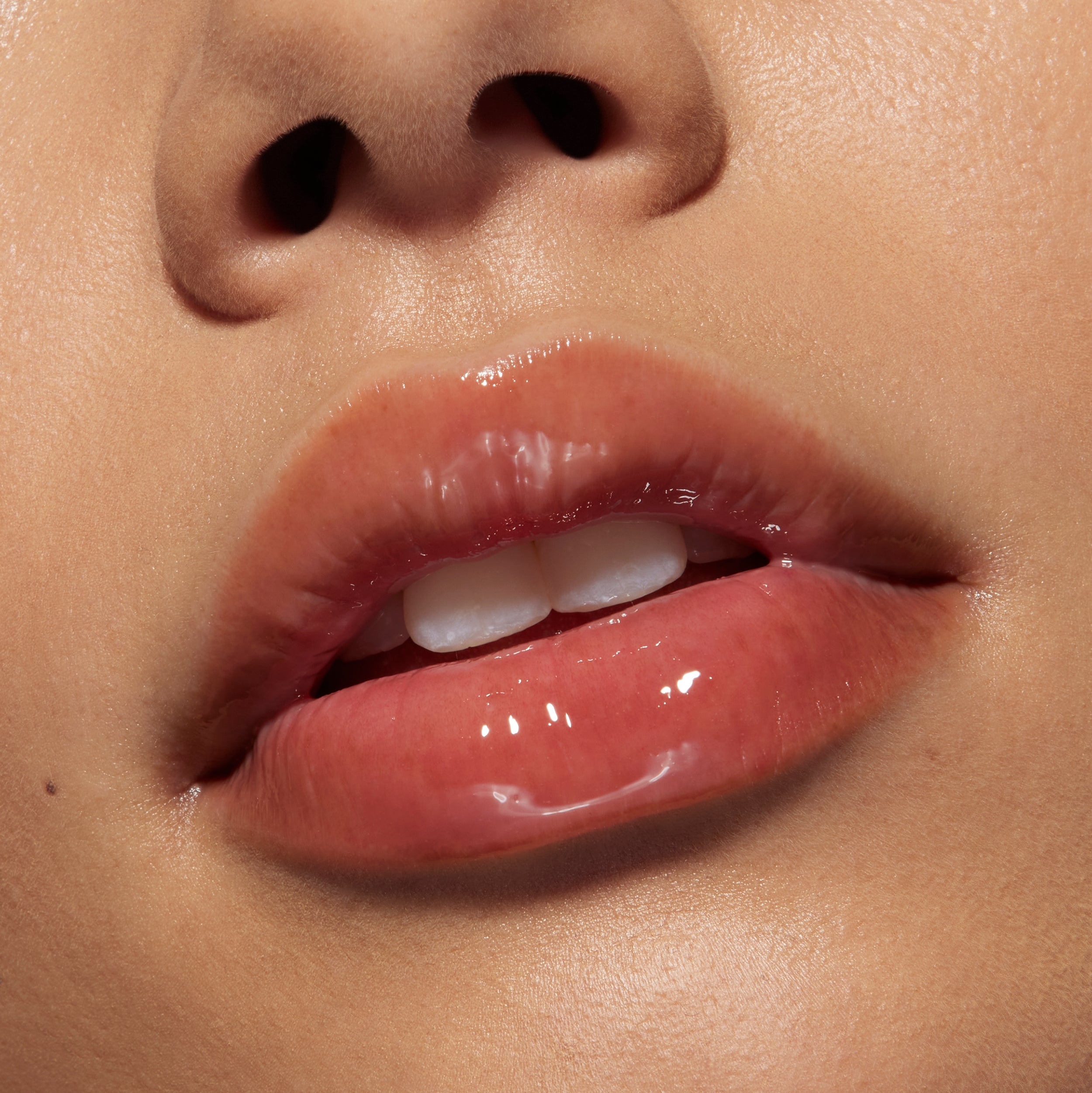 Gloss Drip - High Shine Lip Gloss for Hydration & Plump Lips | Perfect for Everyday Wear & Special Occasions