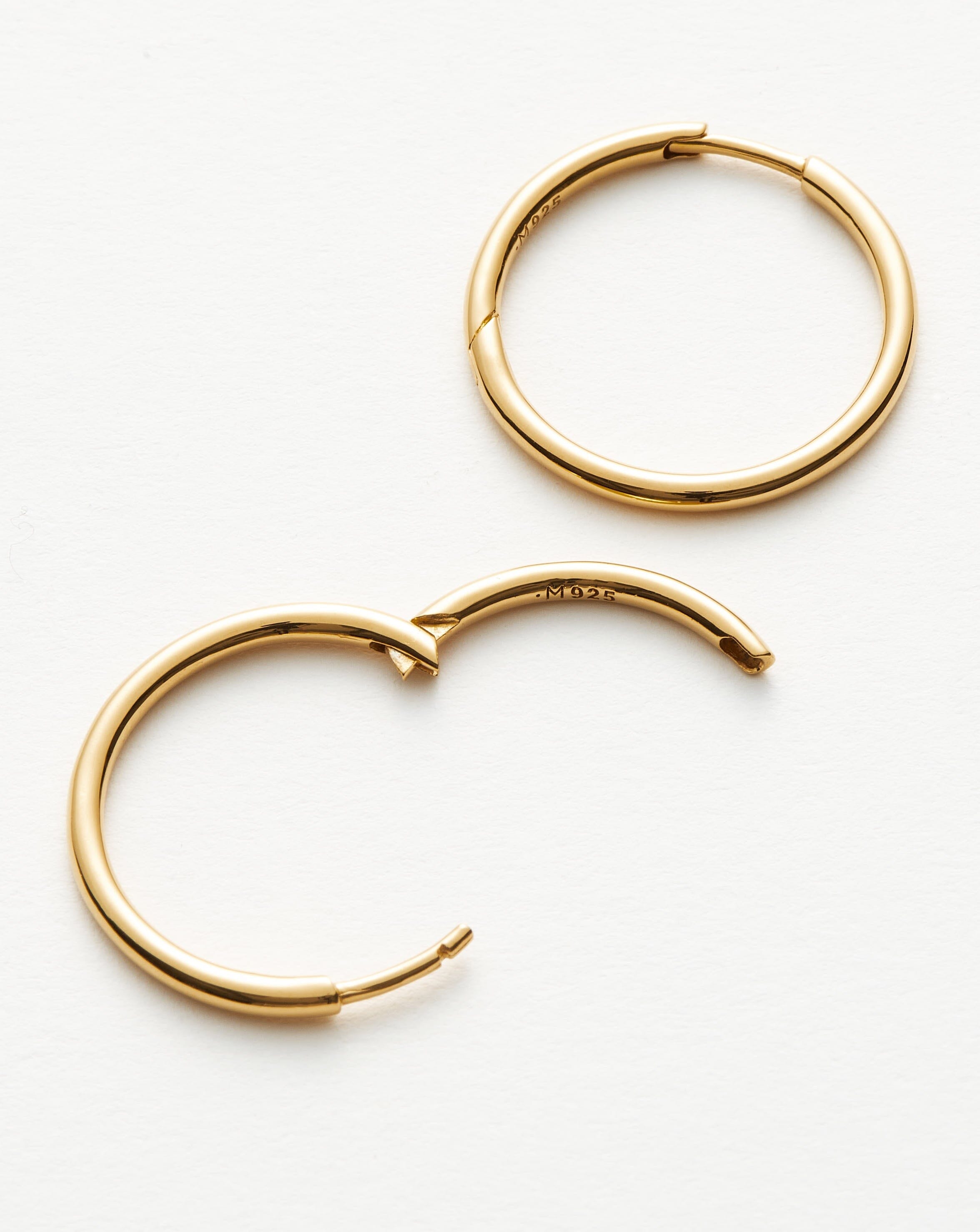 Classic Small Hoop Earrings for Women - 18k Gold Plated Dainty Circle Earrings | Perfect for Everyday Wear, Date Night & Gift Giving