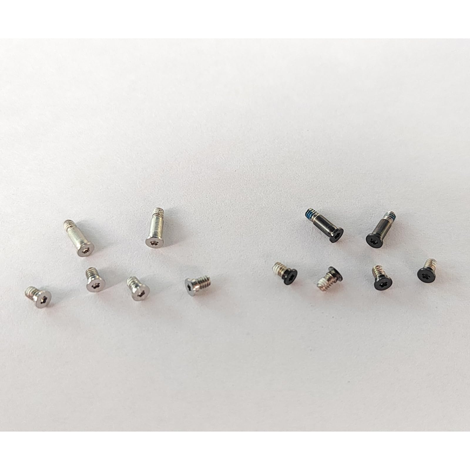 **Oadnijuie 6Pcs Laptop Bottom Case Screws Kit - Replacement Screws for 16