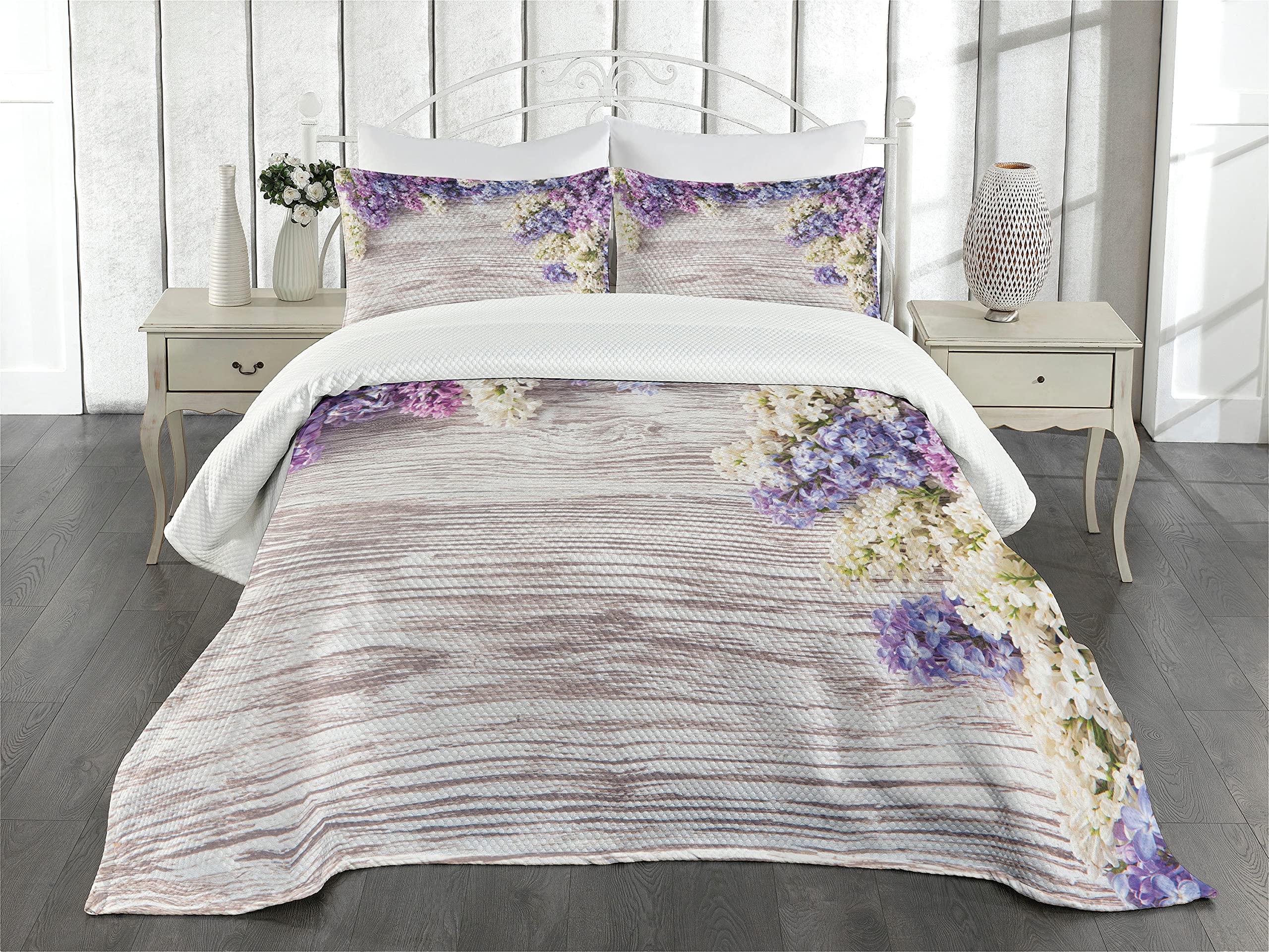 Ambesonne Rustic King Size 3-Piece Bedspread Set with Lilac Flowers Bouquet Design - Includes Decorative Coverlet & 2 Pillow Shams (Lilac/Violet/Dark Taupe) for Spring Nature Romance Theme | Perfect for Master Bedroom, Guest Room & Farmhouse Decor