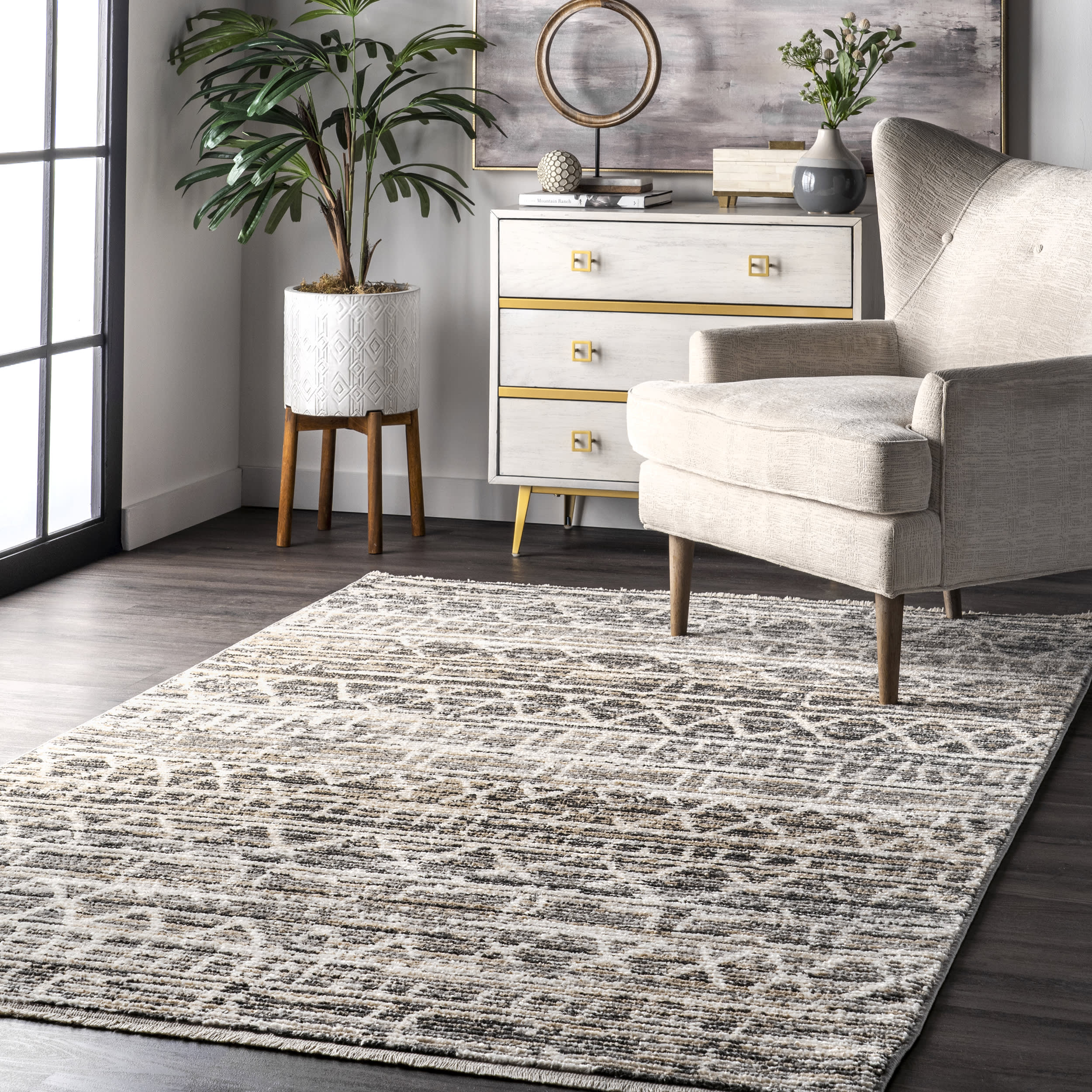 Modern Geometric Banded Area Rug in Grey - Perfect for Living Room, Bedroom, and Office Decor