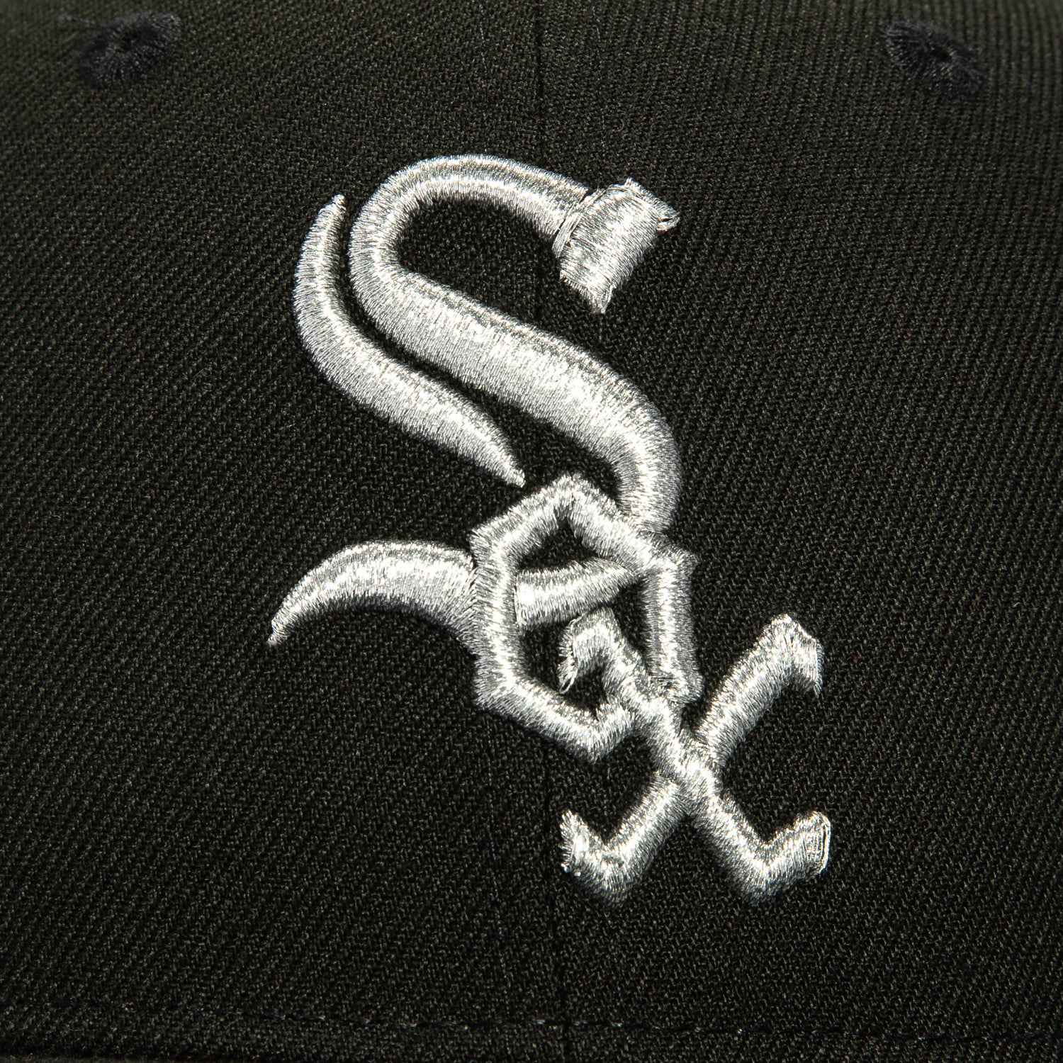 New Era 59Fifty Chicago White Sox 1996 Spring Training Patch Snapback Trucker Hat - Black MLB Baseball Cap for Men & Women - Perfect for Games, Collecting & Streetwear Fashion