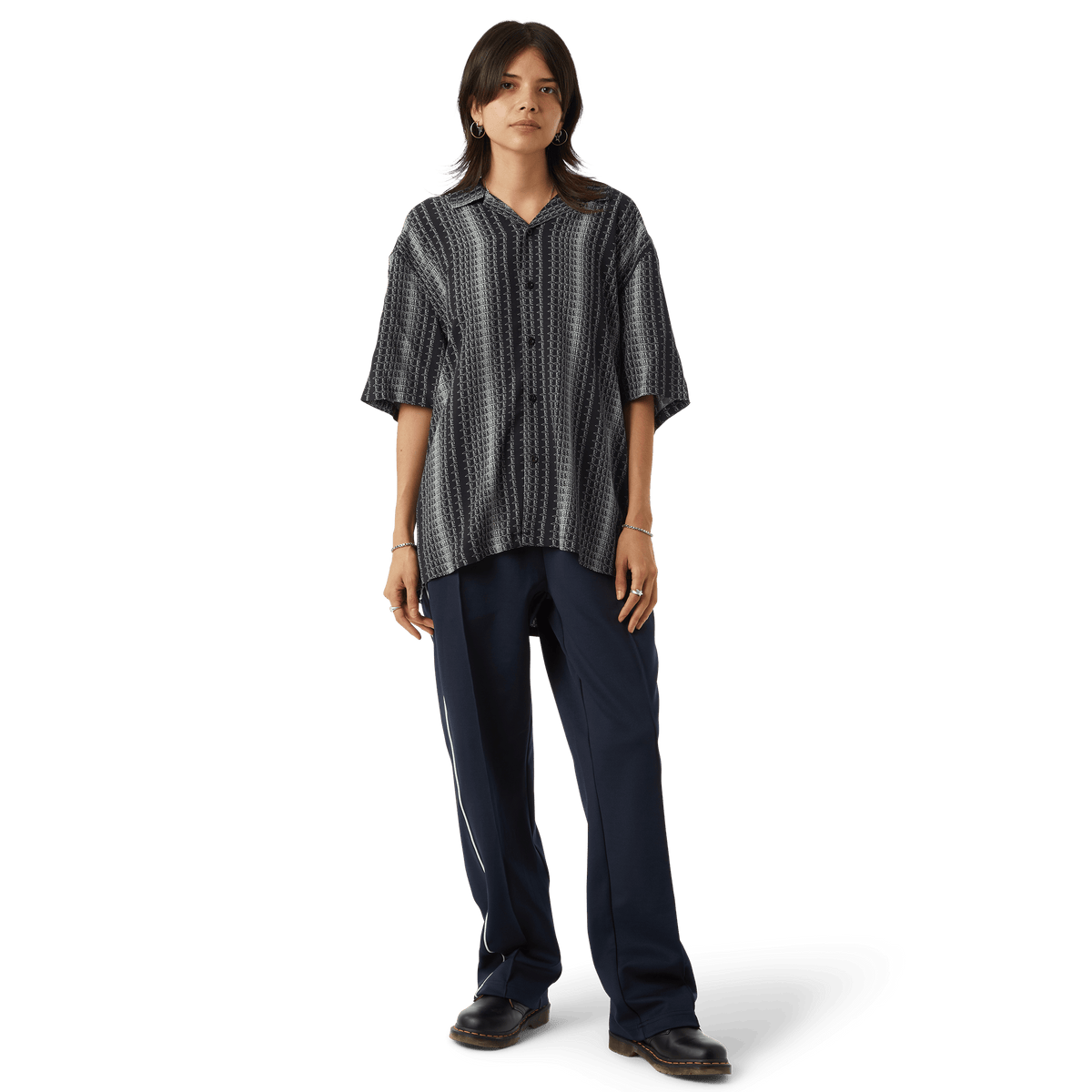 HUF Script Stripe Resort Shirt for Men - Black Hawaiian Beach Shirt, Casual Summer Vacation Shirt for Beach Party, Poolside & Tropical Getaways