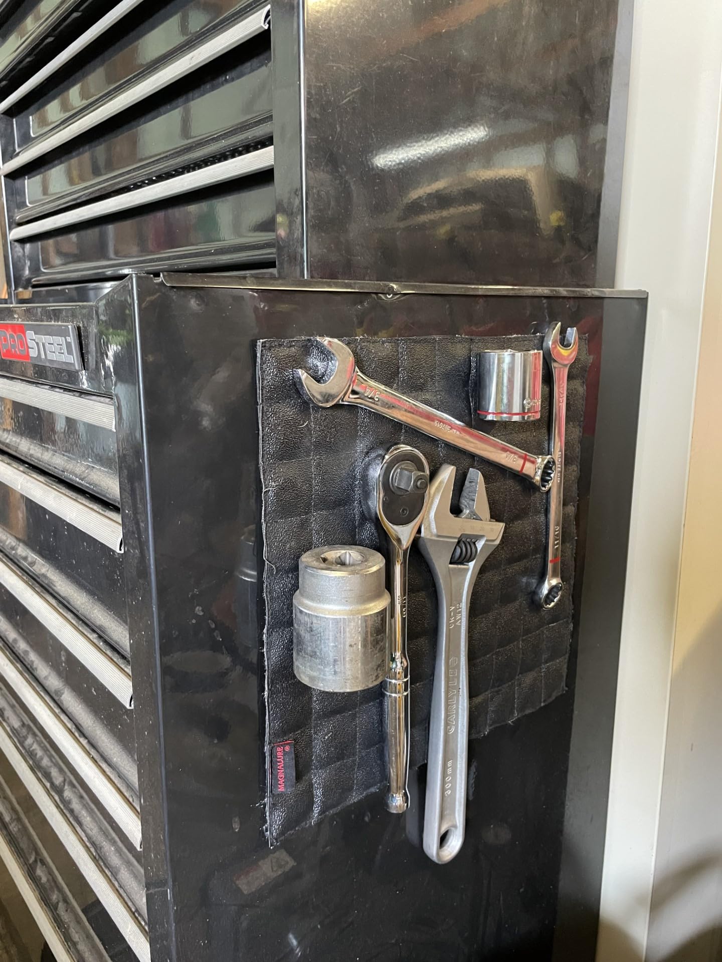 Magnetic Tool Pad 12