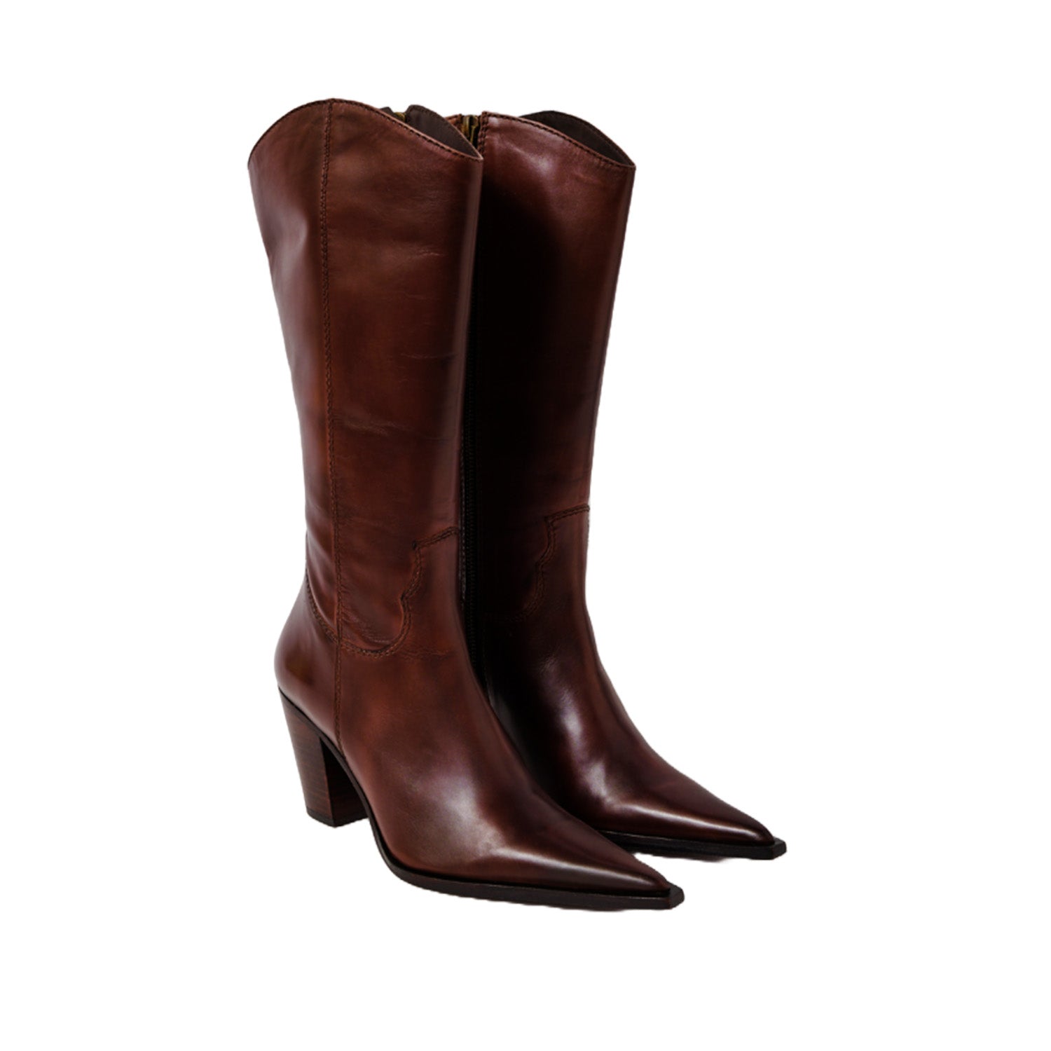 Free People Women's Copenhagen Point Boot in Fudgesicle Brown - Stylish Ankle Boots for Fall & Winter Fashion, Perfect for Casual Outfits, Date Nights and Office Wear