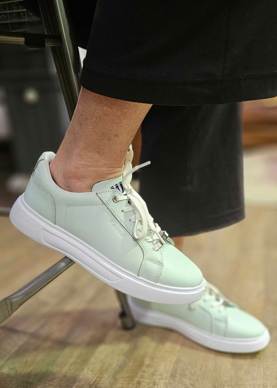 Women's Lifestyle Sneakers - Comfortable & Stylish Casual Shoes for Walking, Running & Everyday Wear