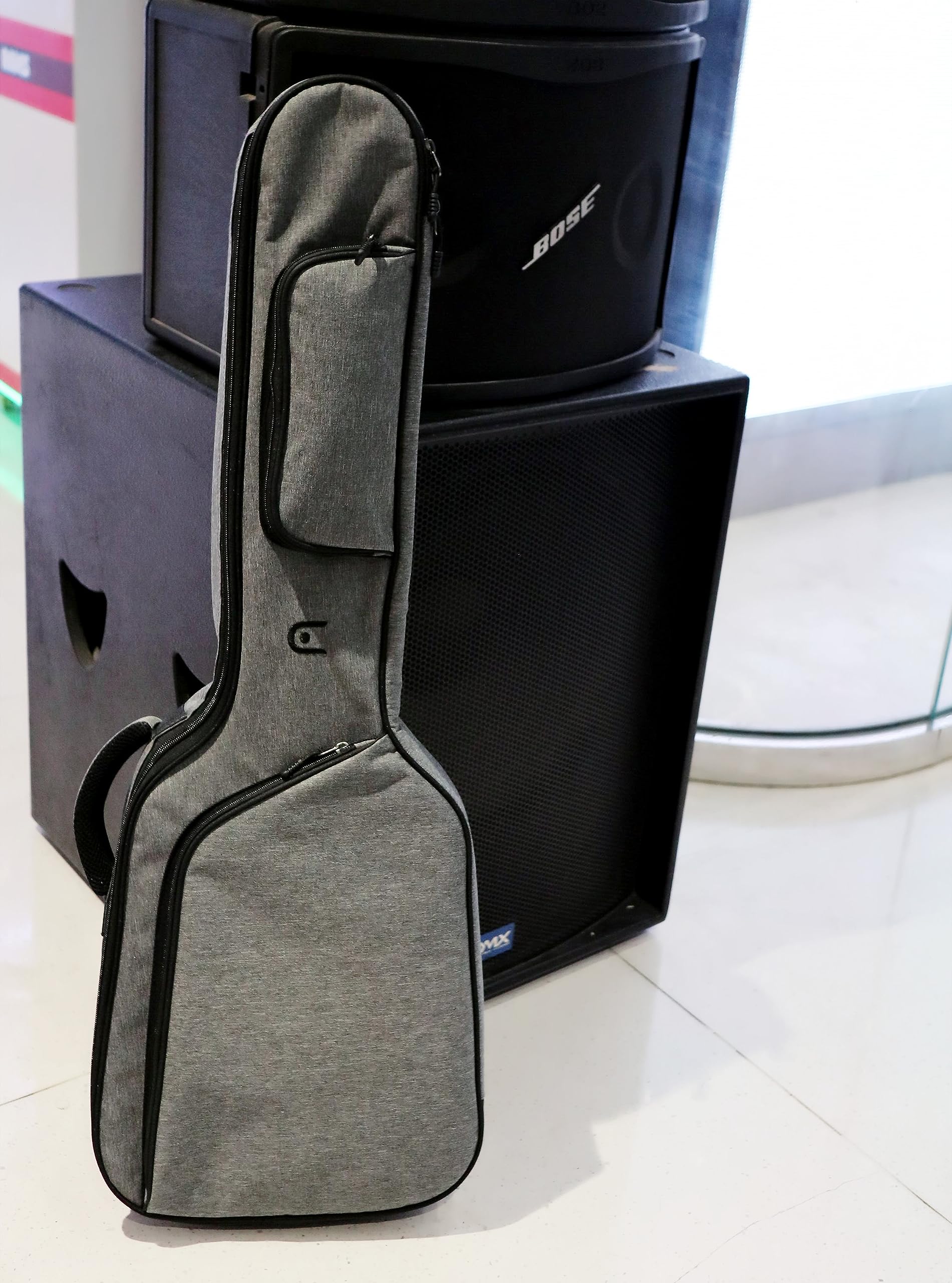 39 Inch Electric Guitar Gig Bag - 12mm Padding, Lightweight & Durable with Pockets & Adjustable Straps | Perfect for Travel, Gigging & Storage Protection