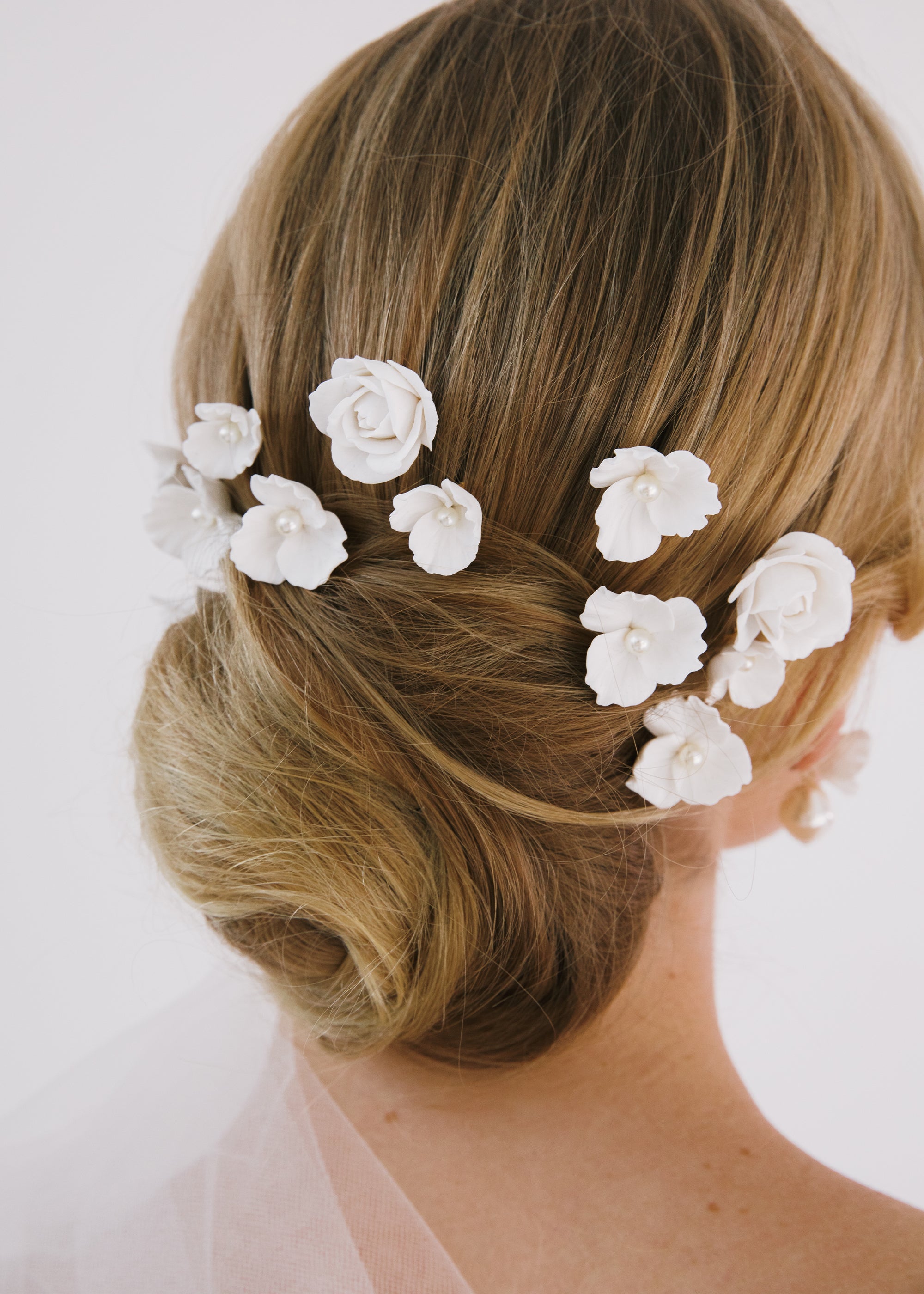 Cameryn Bobby Pin Set - 12pcs Hair Clips for Women, Non-Slip Hairpins for Fine Hair, Cream Color (Perfect for Updos, Braids & Everyday Hairstyles)