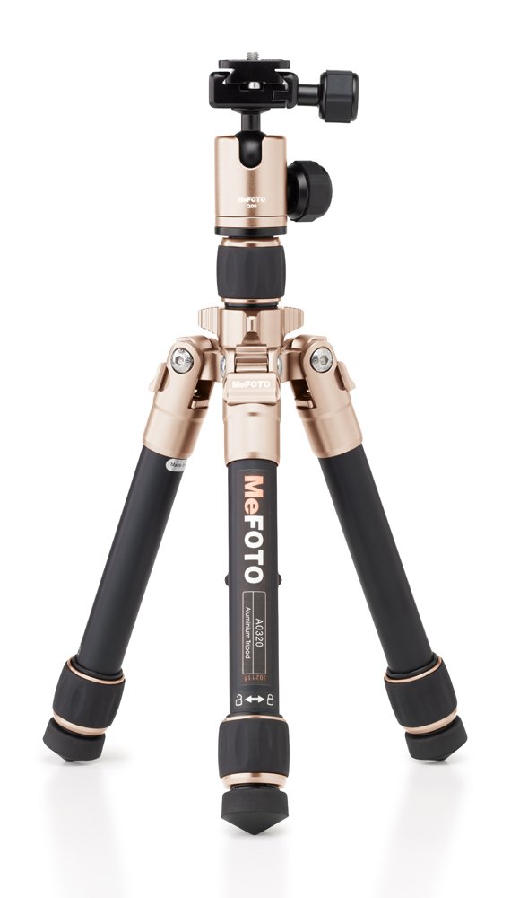MeFOTO Classic Aluminum Daytrip Travel Tripod Kit - Compact & Lightweight (A0320Q00A) | Perfect for Photography, Travel & Outdoor Adventures
