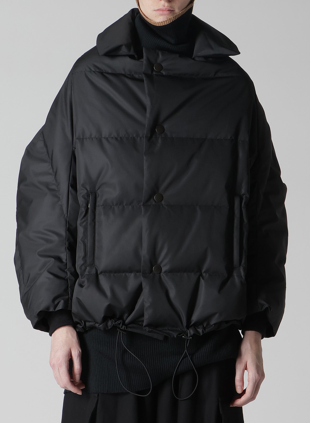Women's Lightweight Down Short Jacket - Warm Puffer Coat for Winter, Fall & Spring - Perfect for Outdoor Activities, Travel & Casual Wear
